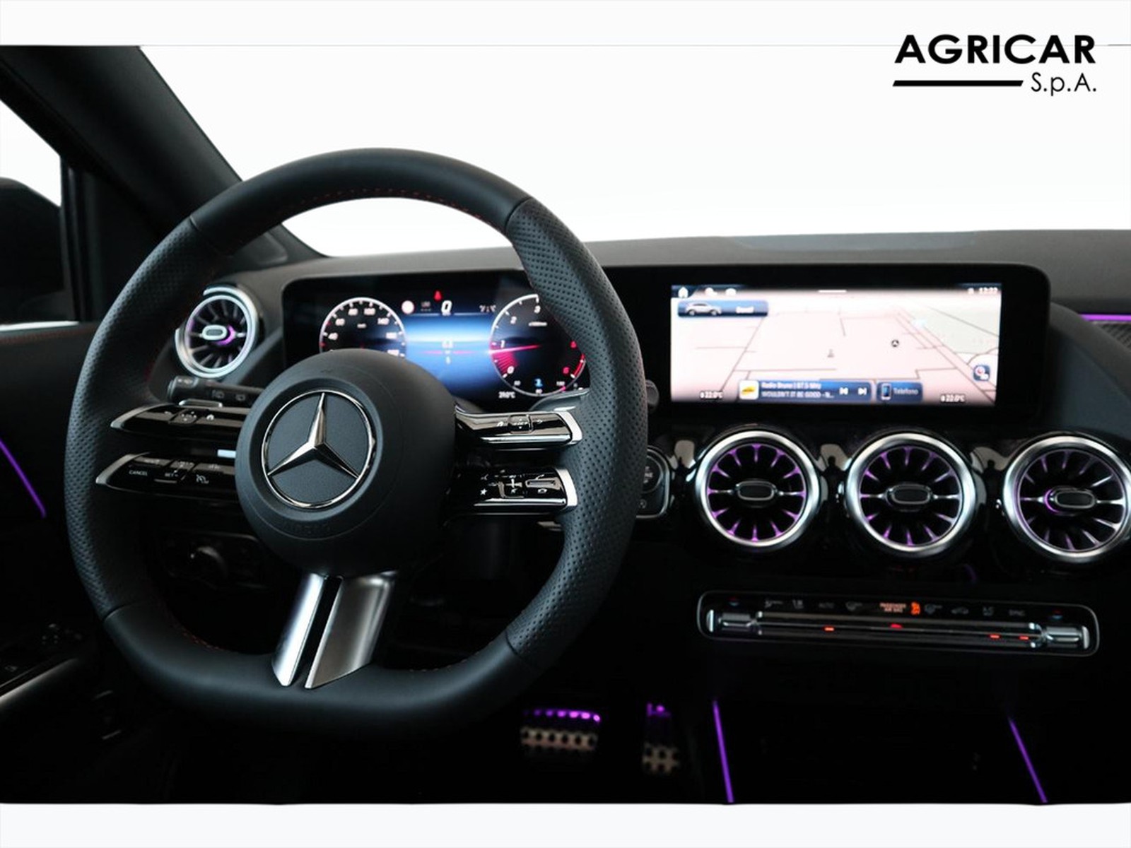 12 - Mercedes GLA 200 d amg line advanced plus 8g-dct