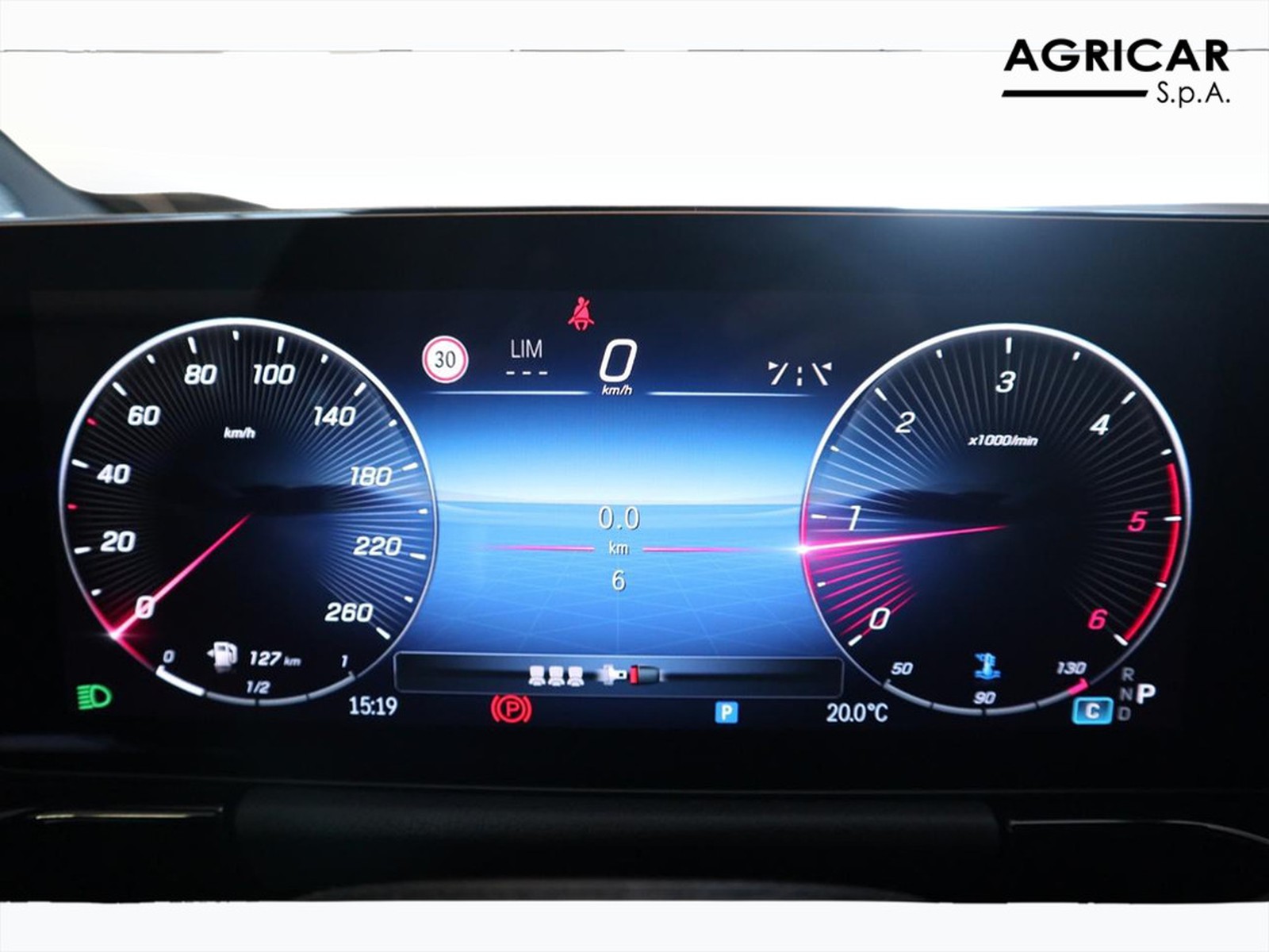 9 - Mercedes GLA 200 d amg line advanced plus 8g-dct