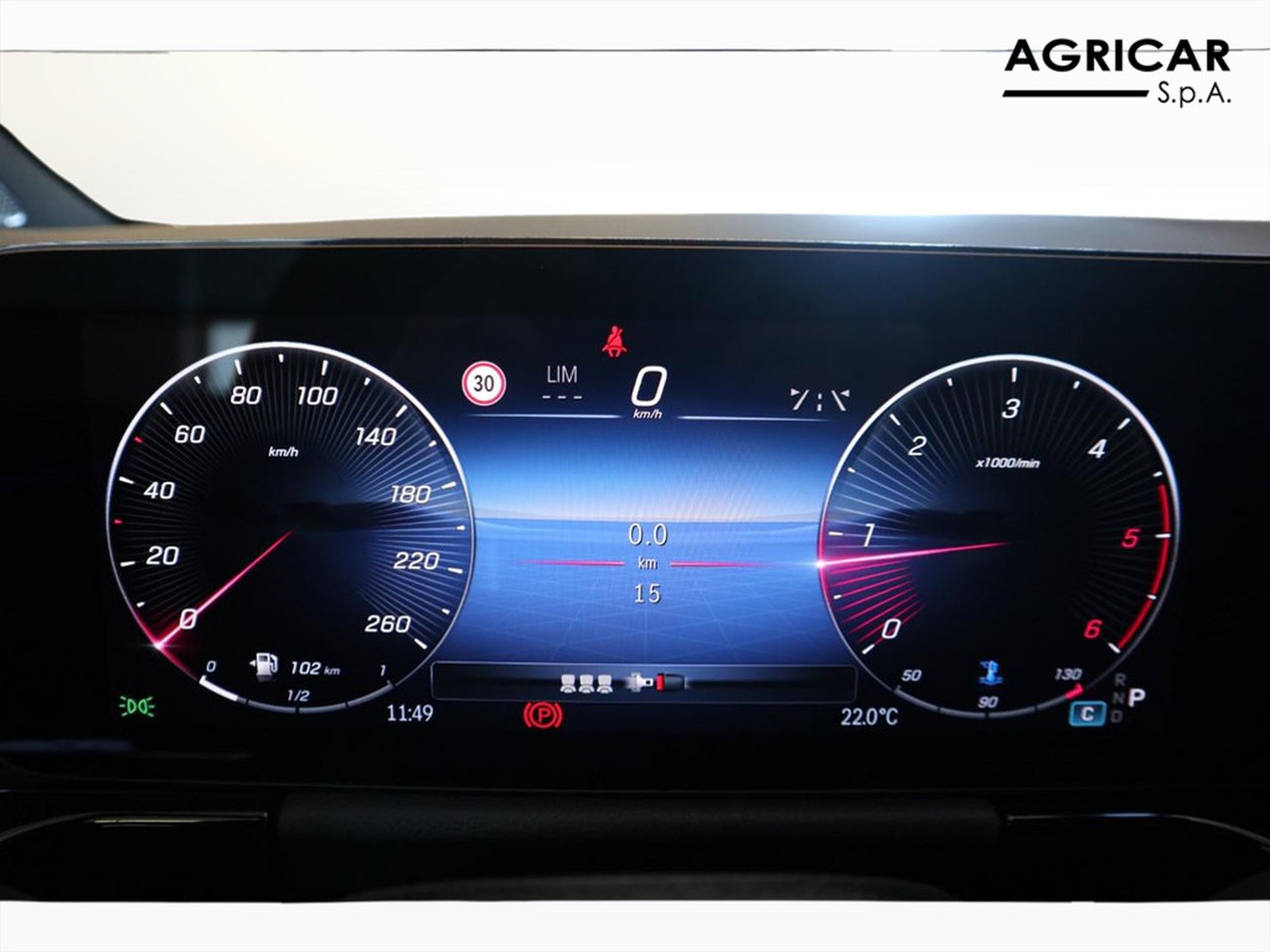 9 - Mercedes GLA 200 d amg line advanced plus 8g-dct