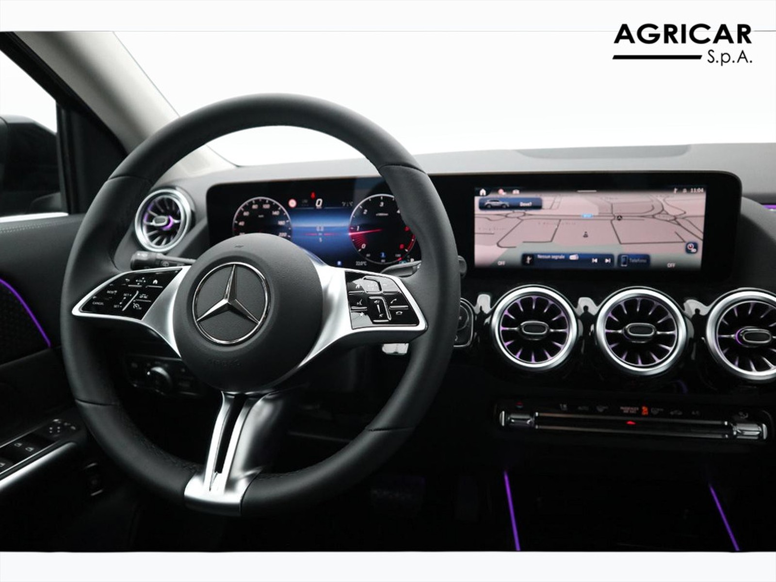 12 - Mercedes GLA 200 d progressive advanced plus 8g-dct