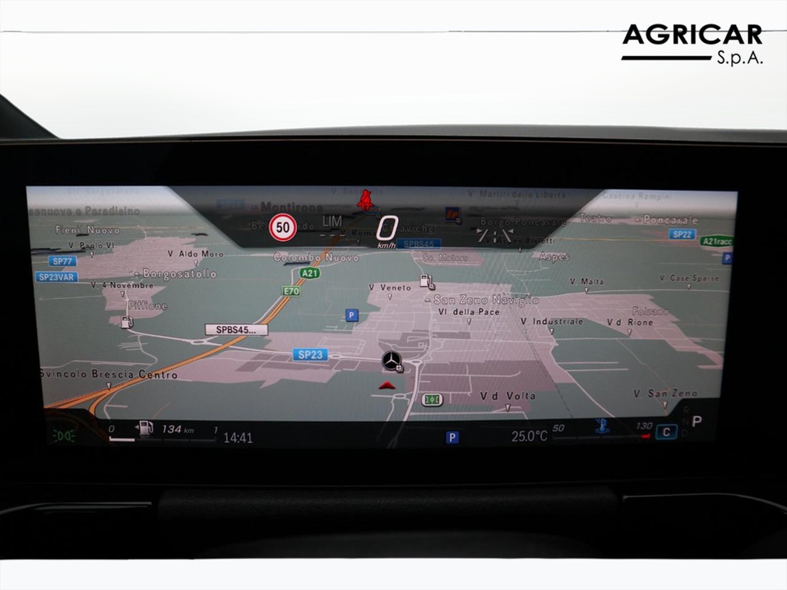 16 - Mercedes GLA 200 d progressive advanced plus 8g-dct