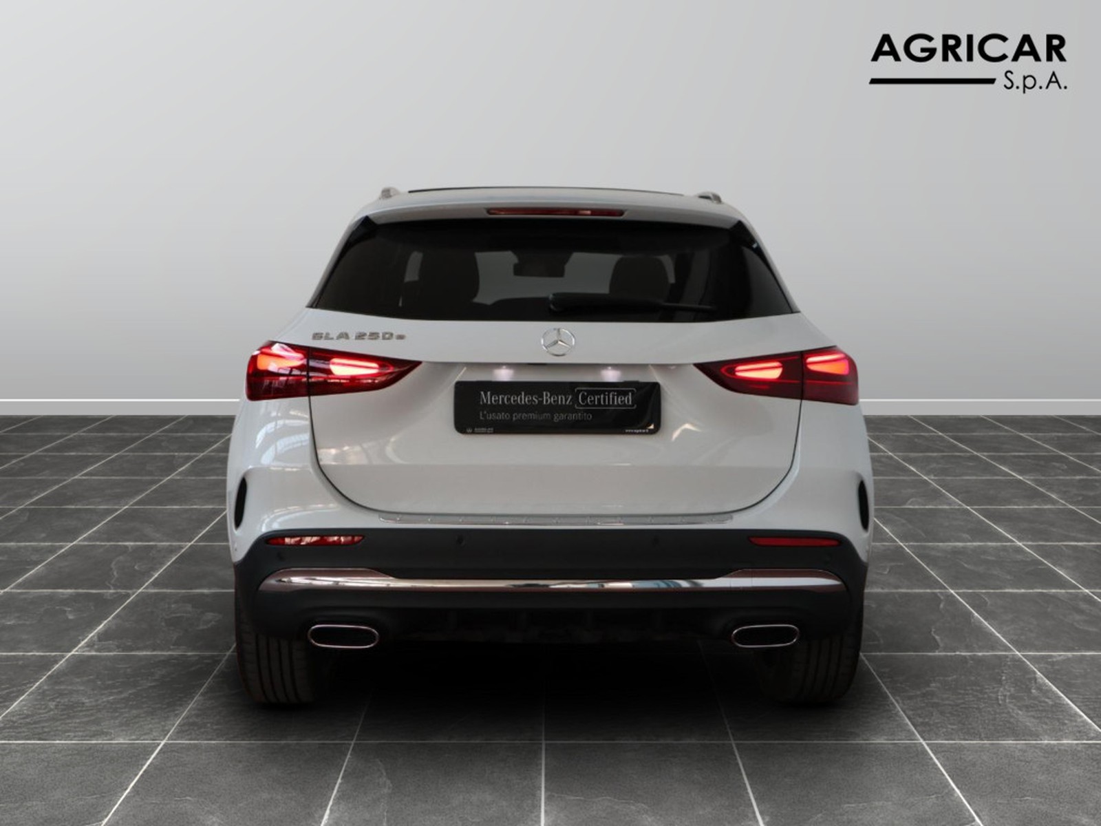 6 - Mercedes GLA 250 e plug-in-hybrid amg line advanced plus 8g-dct