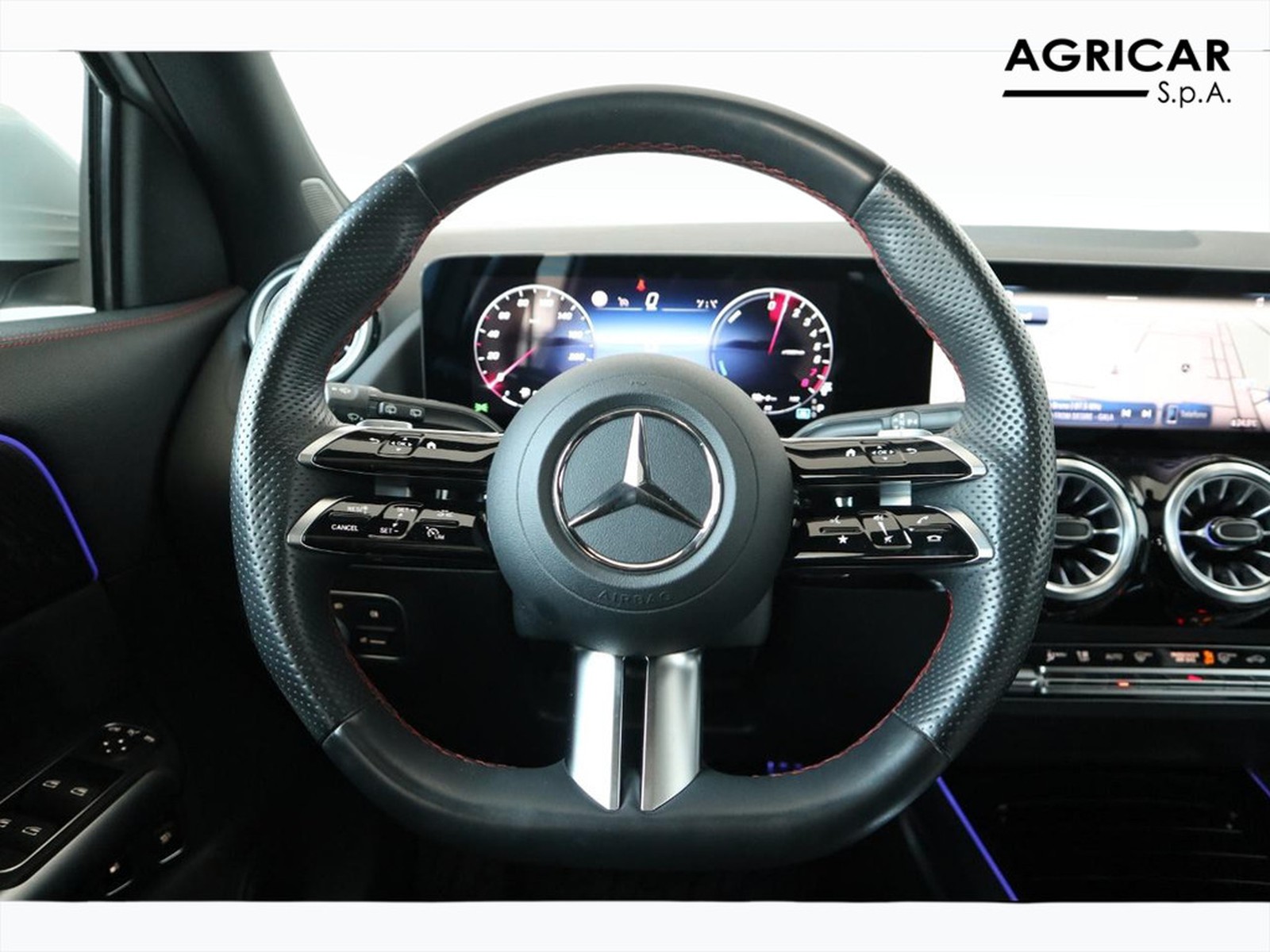 17 - Mercedes GLA 250 e plug-in-hybrid amg line advanced plus 8g-dct