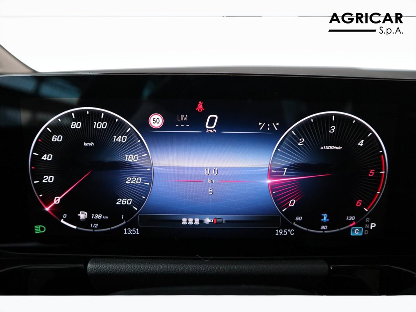 9 - Mercedes GLA 200 d progressive advanced plus 8g-dct