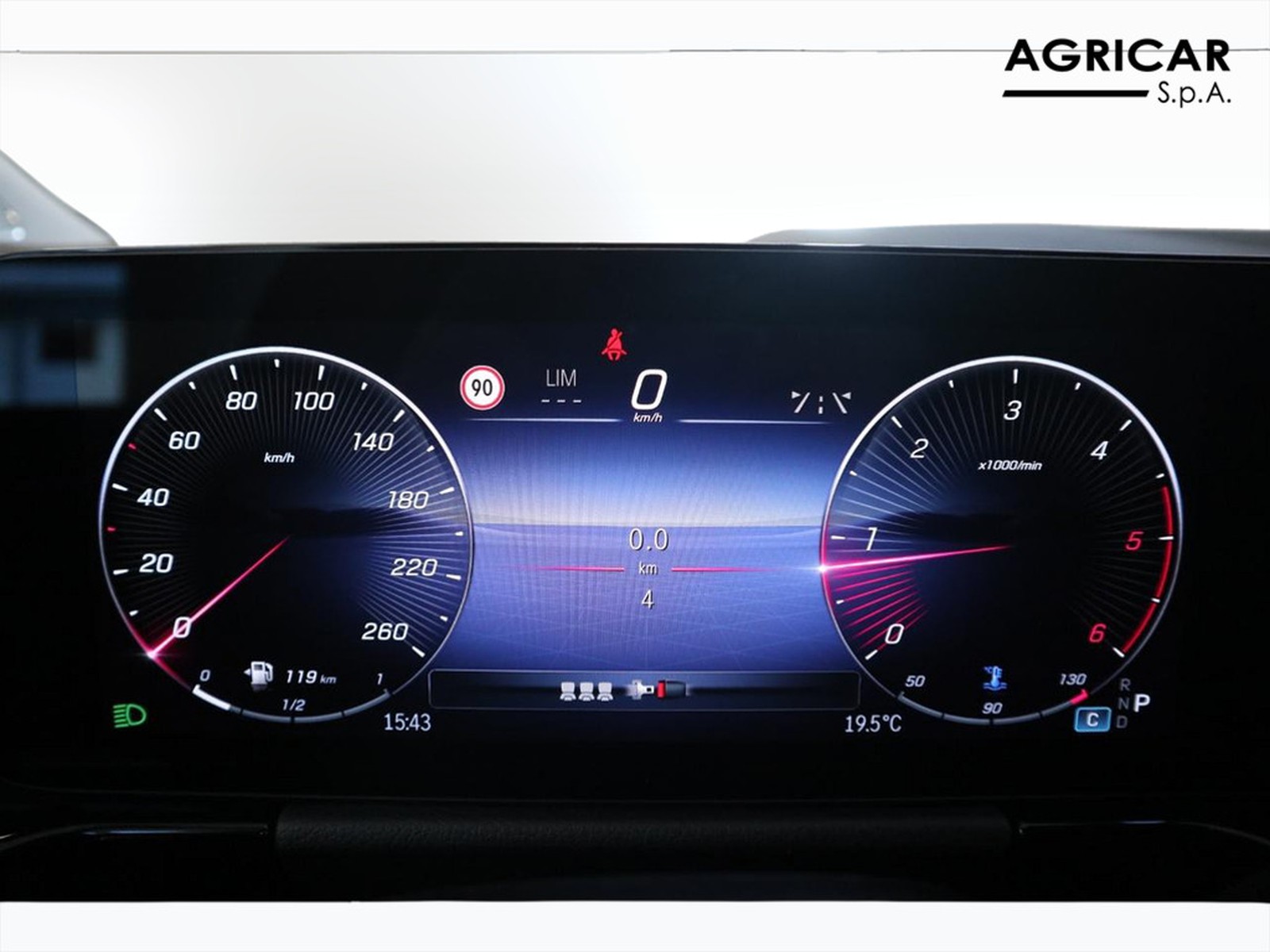 9 - Mercedes GLA 200 d progressive advanced plus 4matic 8g-dct