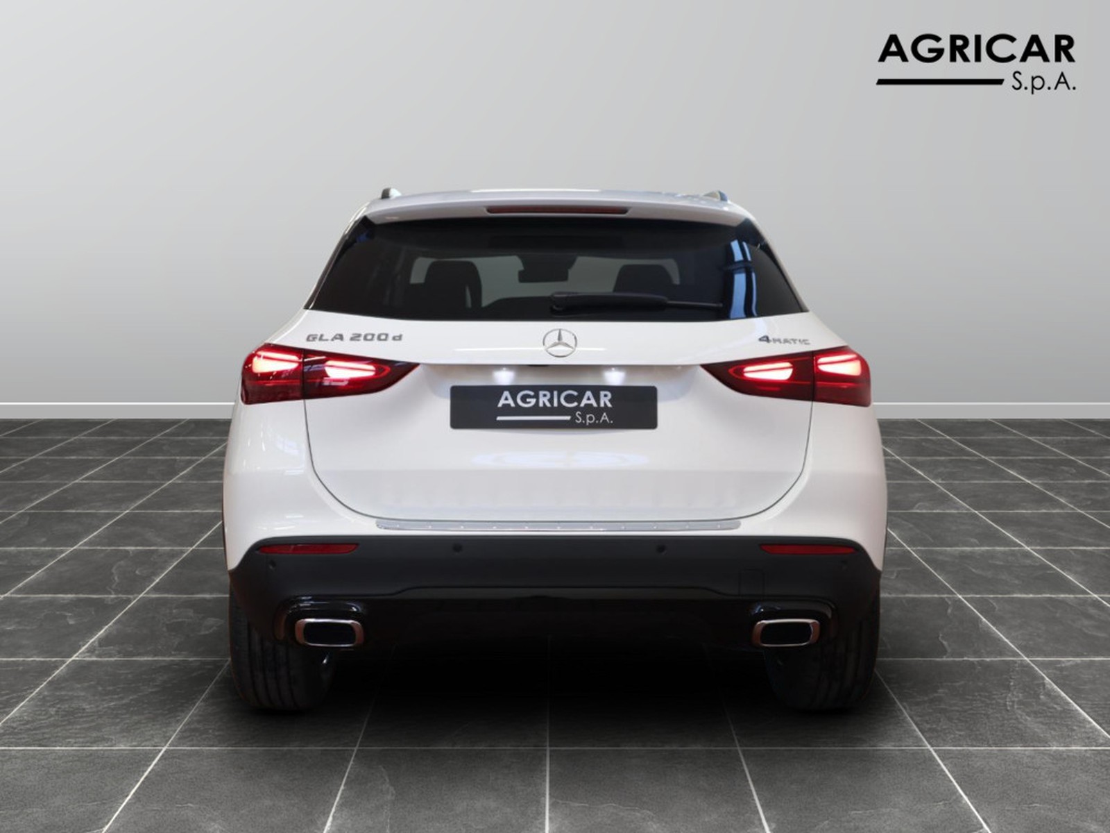 6 - Mercedes GLA 200 d progressive advanced plus 4matic 8g-dct