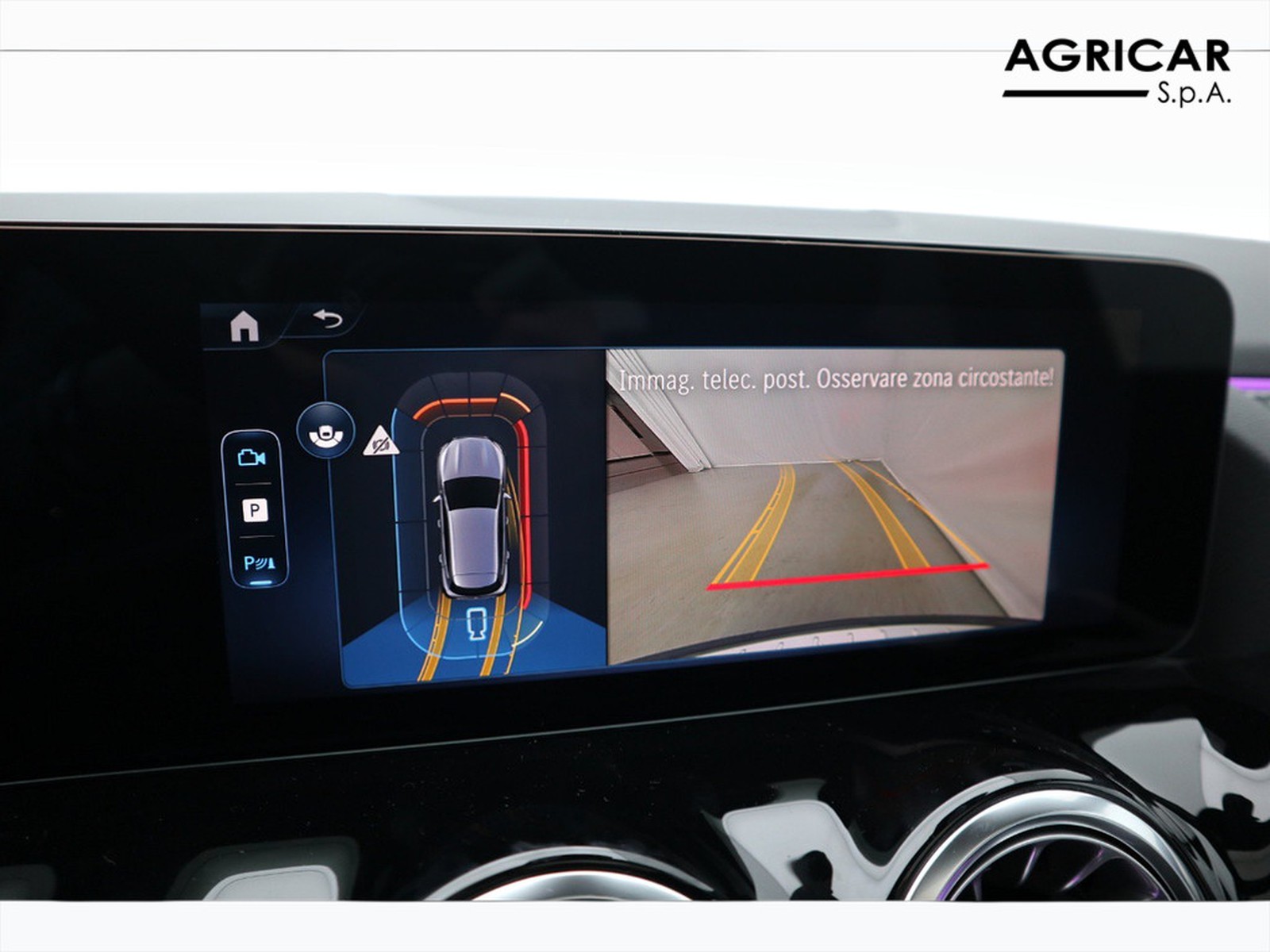 11 - Mercedes GLA 200 d amg line premium 8g-dct