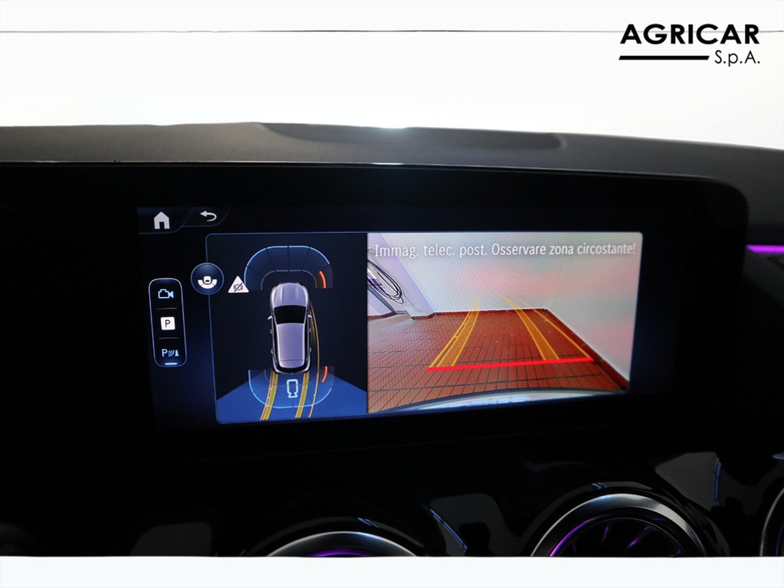 11 - Mercedes GLA 200 d amg line premium 8g-dct