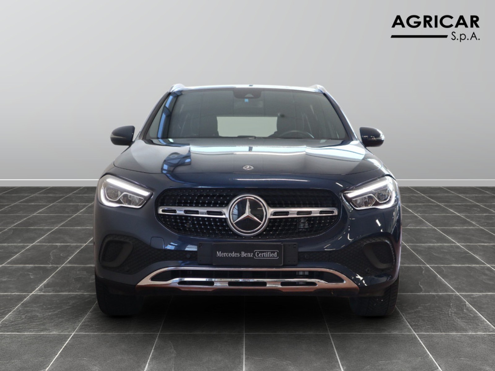 2 - Mercedes GLA 200 d sport plus 4matic 8g-dct