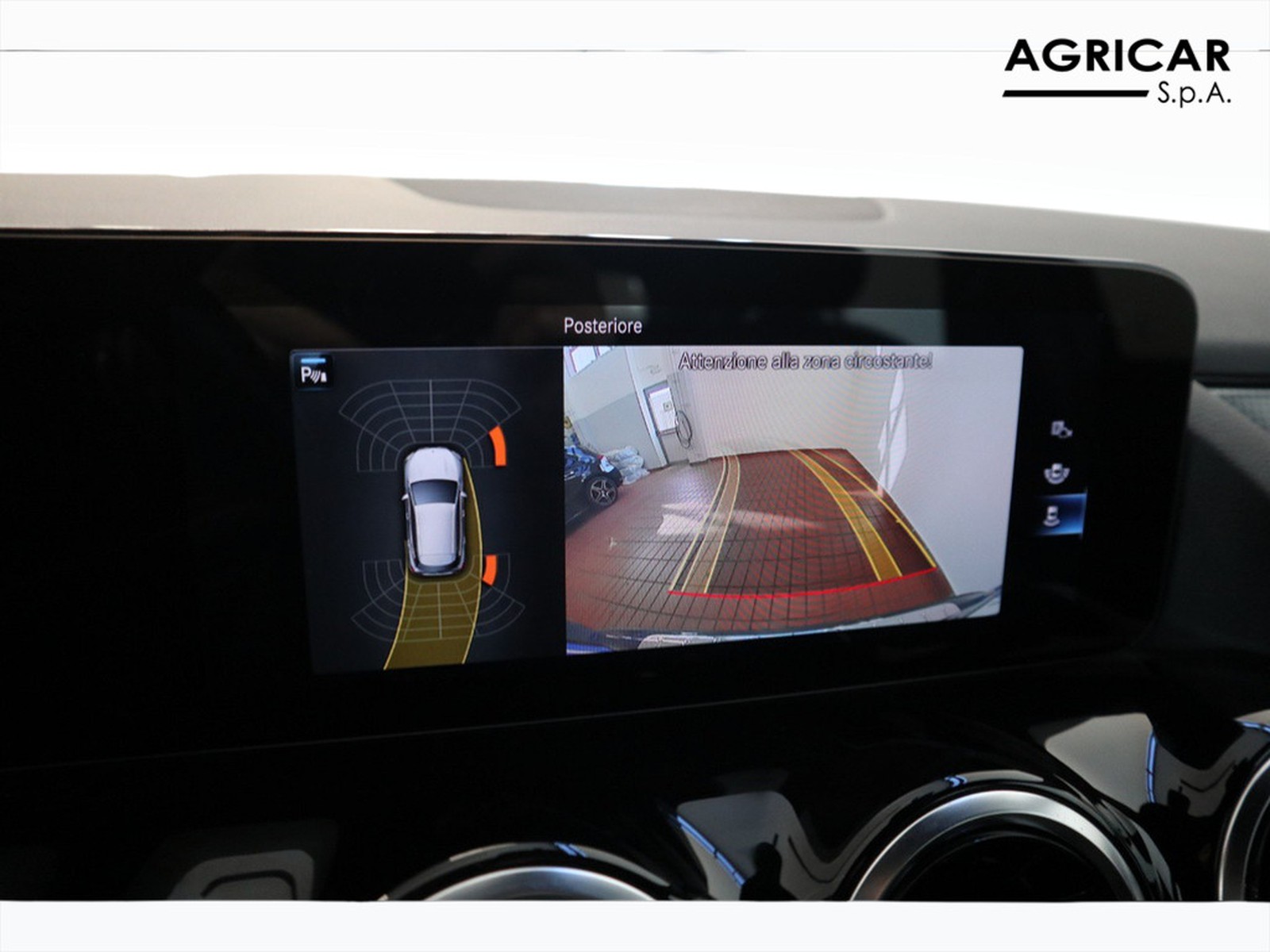 11 - Mercedes GLA 200 d sport plus 4matic 8g-dct