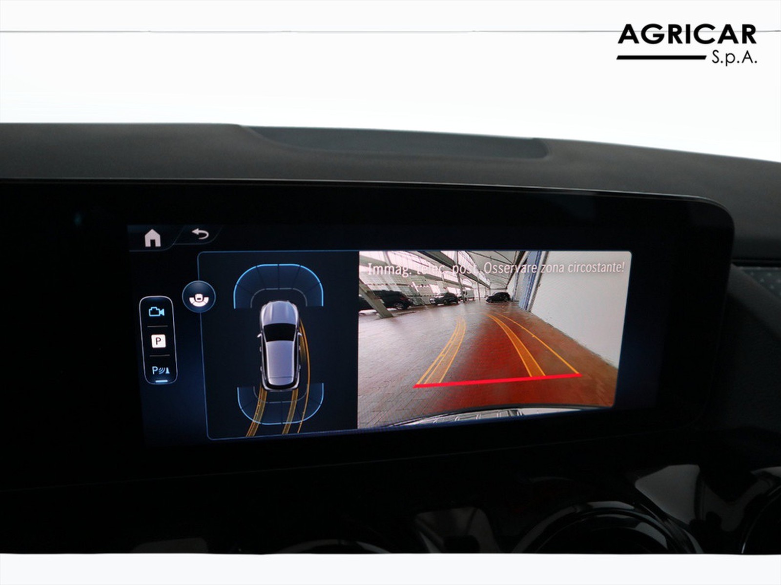 11 - Mercedes GLA 180 d advanced 8g-dct