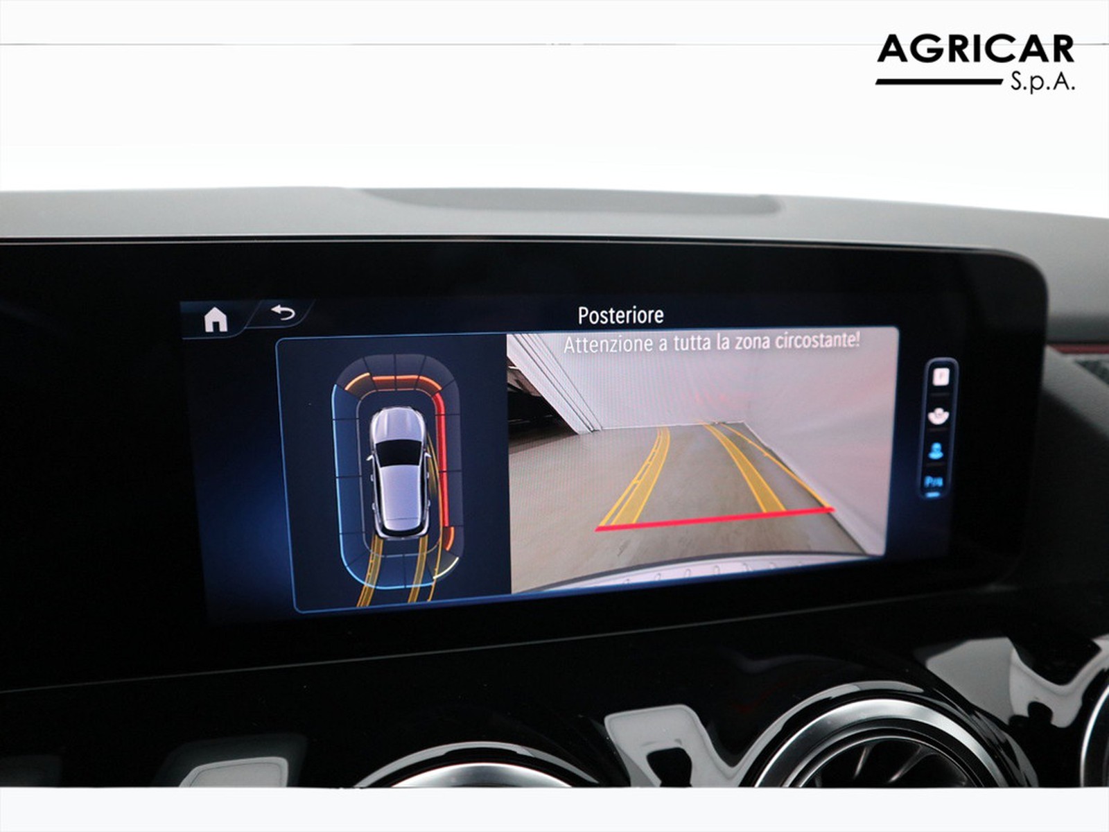 11 - Mercedes GLA 180 d amg line advanced plus 8g-dct