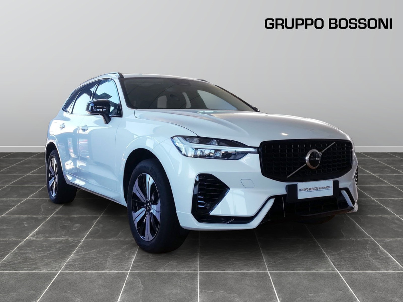 3 - Volvo XC60 2.0 t6 plug-in hybrid plus dark awd automatico
