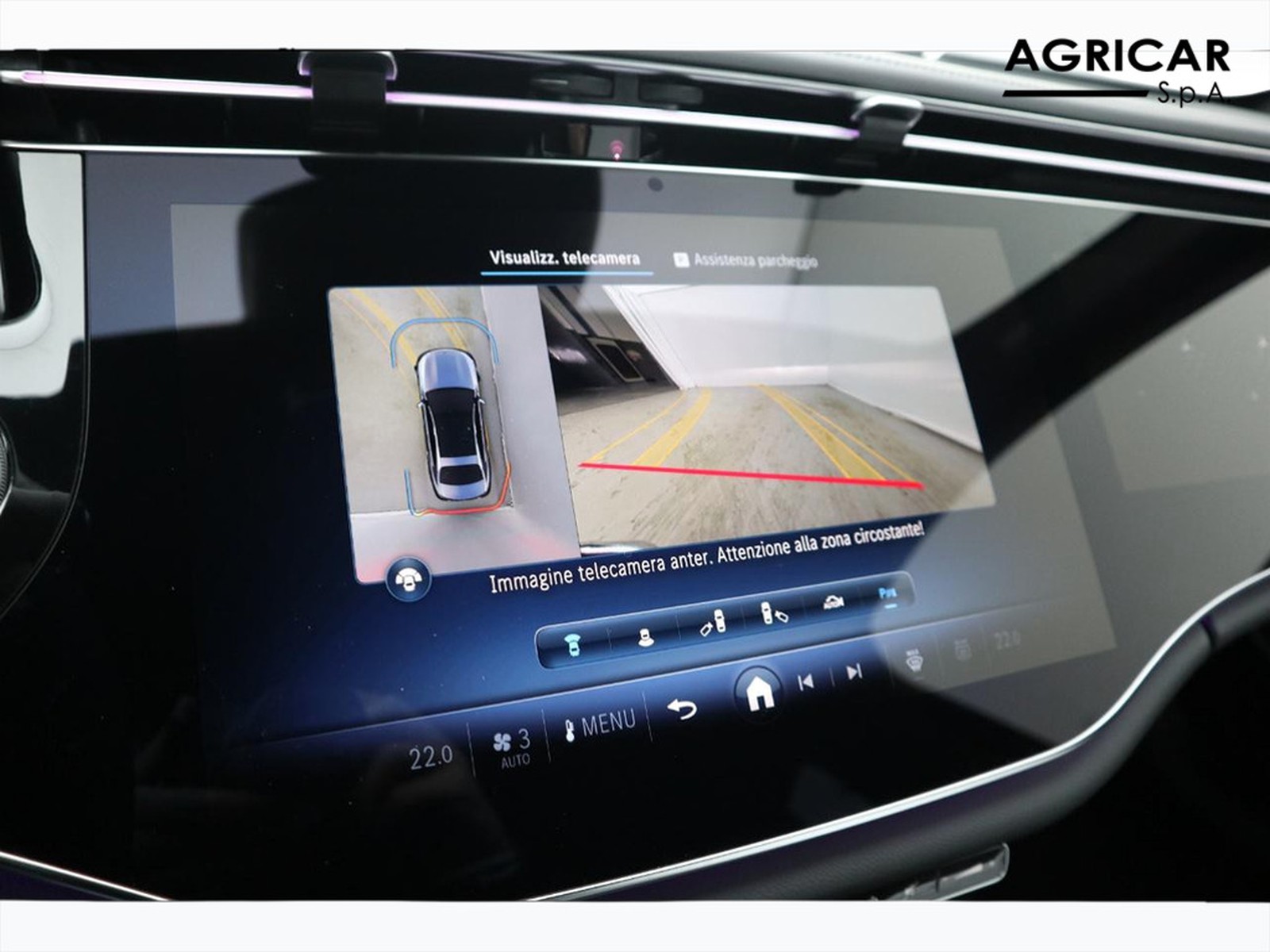 12 - Mercedes Classe E berlina 220 d amg line premium 4matic 9g-tronic