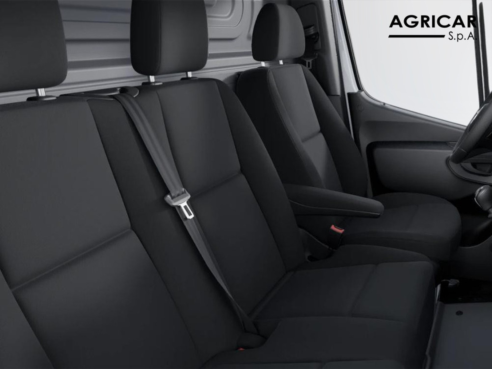 6 - Mercedes Vans Sprinter 315 rwd 2.0 cdi f 37/35 pro