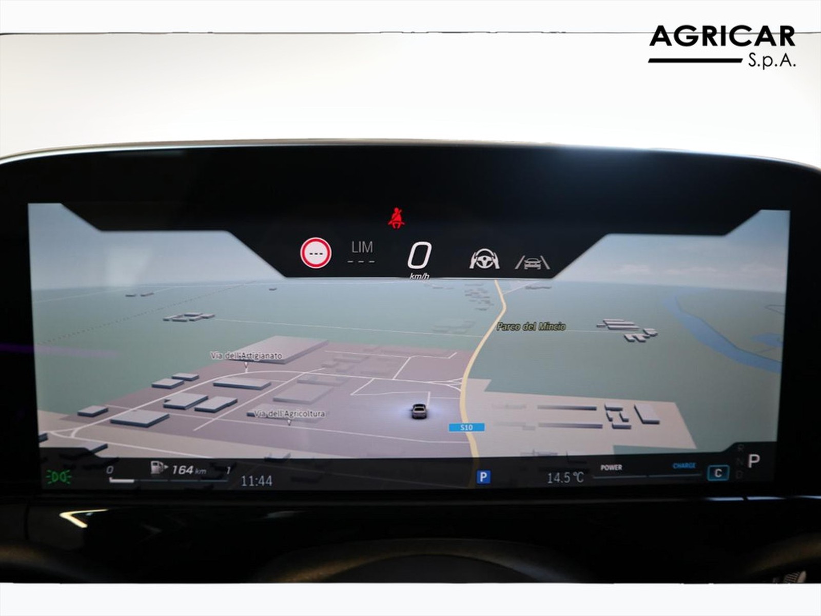 16 - Mercedes Classe E berlina 220 d amg line premium 4matic 9g-tronic