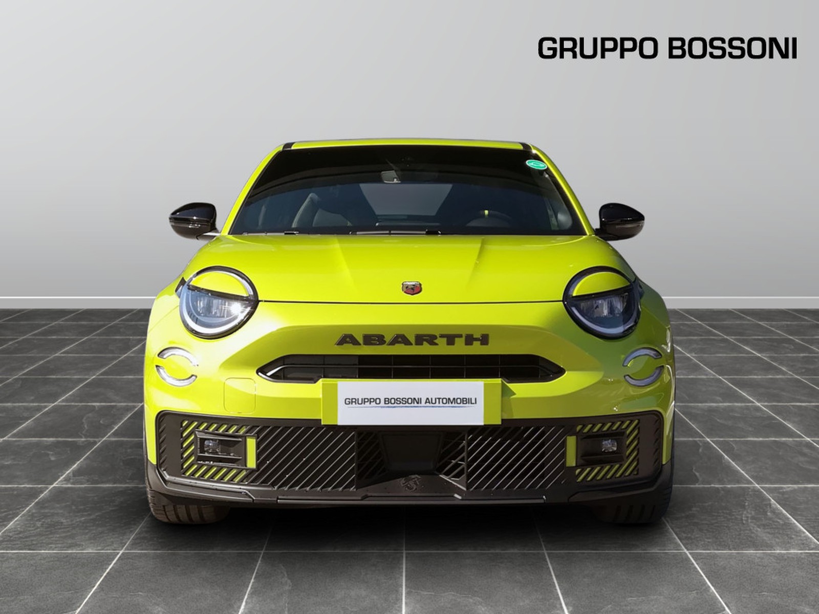 2 - Abarth 600e 54kwh turismo