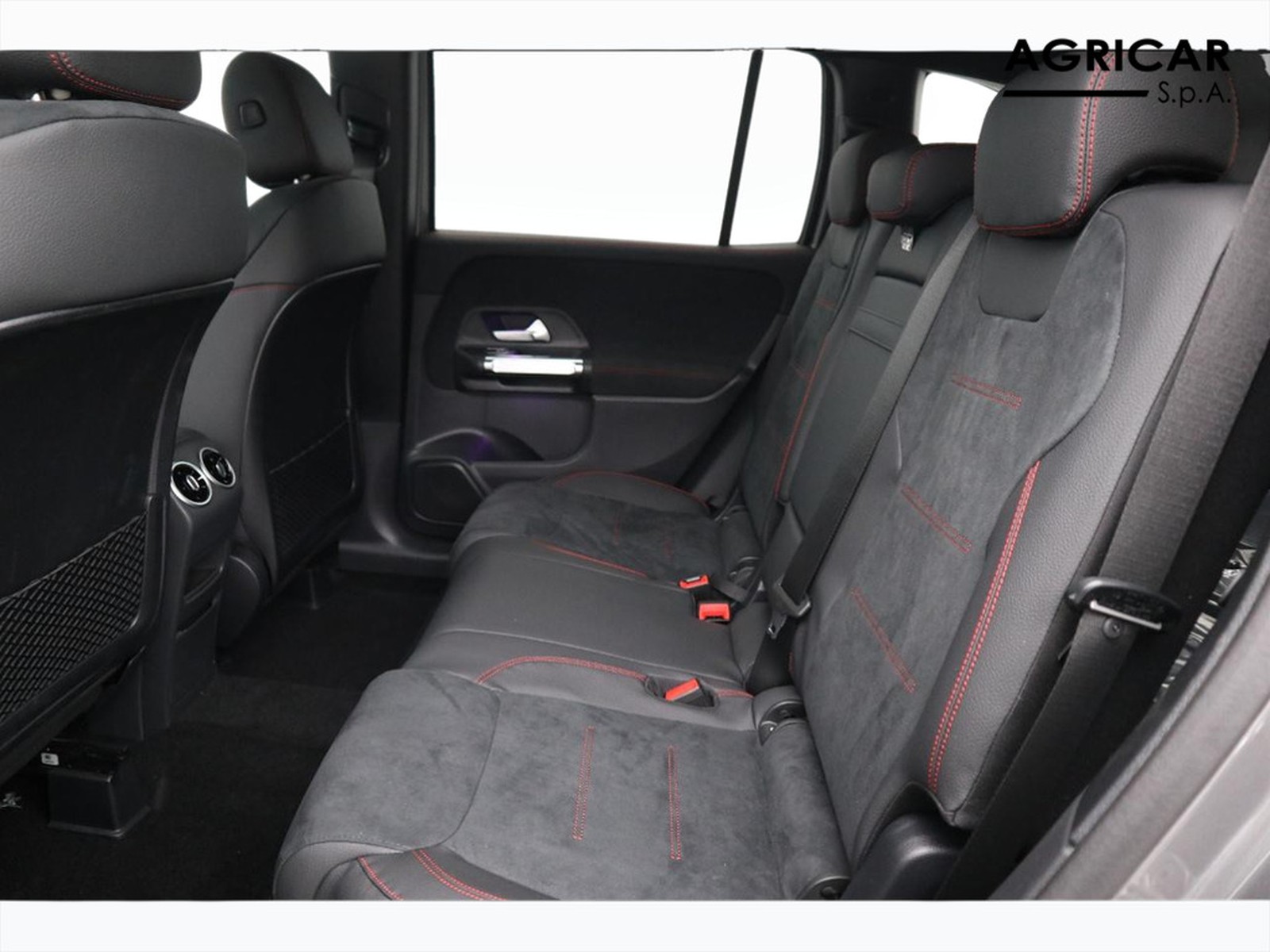 8 - Mercedes GLB 200 d amg line advanced plus 8g-dct