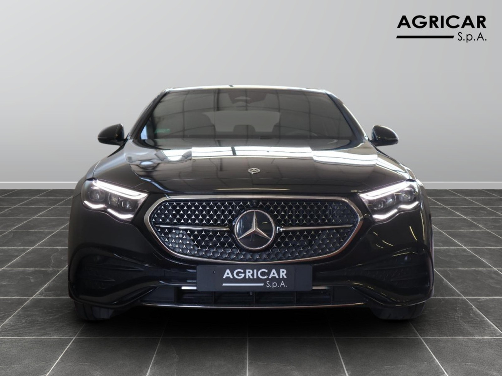 2 - Mercedes Classe E berlina 300 de plug in hybrid amg line premium 4matic 9g-tronic