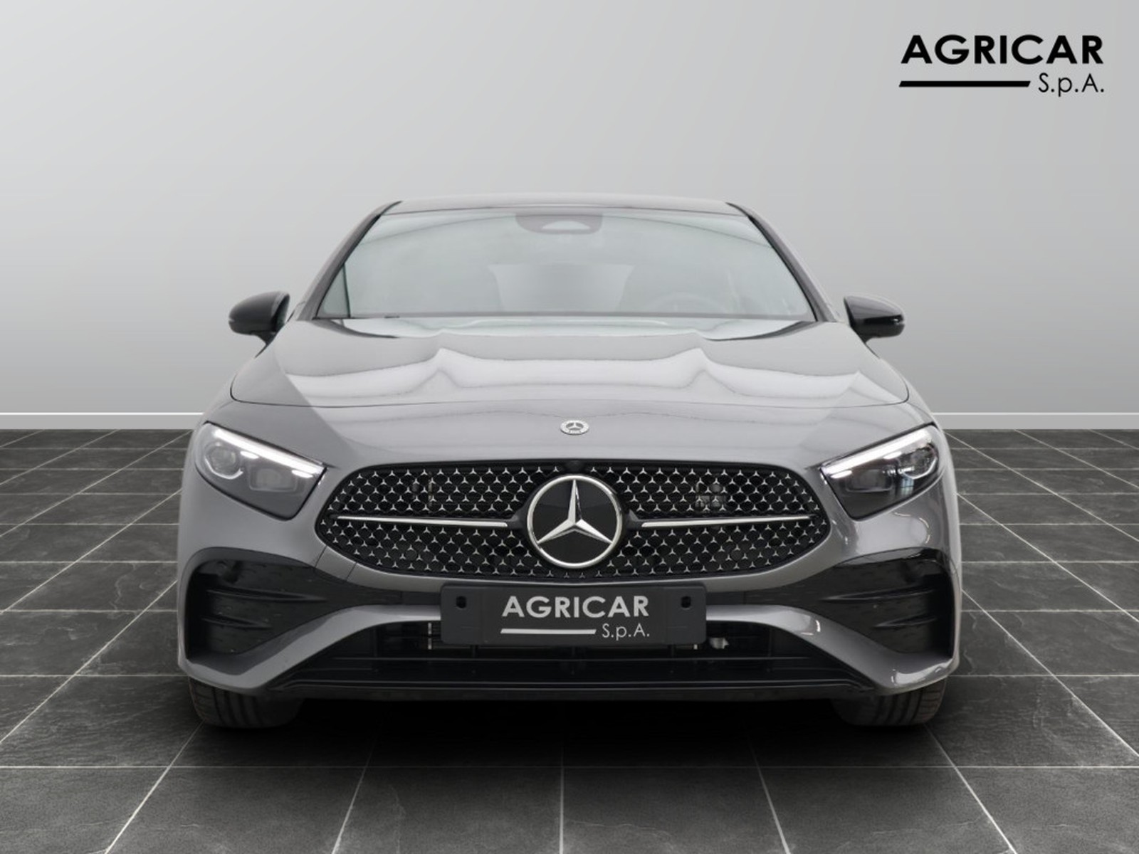 2 - Mercedes Classe A 250 e plug-in-hybrid amg line premium speedshift dct amg 8g