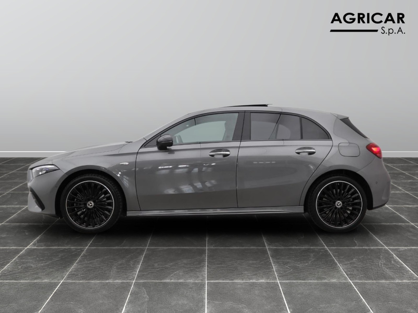 3 - Mercedes Classe A 250 e plug-in-hybrid amg line premium speedshift dct amg 8g