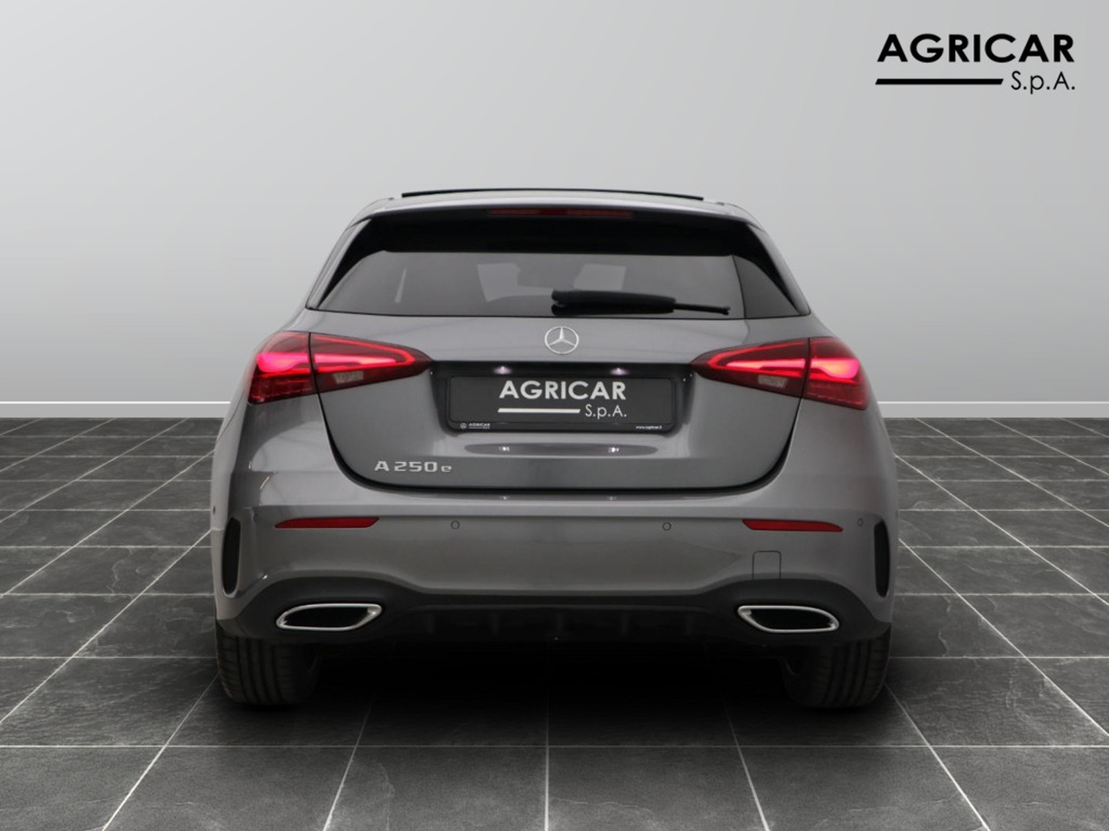 6 - Mercedes Classe A 250 e plug-in-hybrid amg line premium speedshift dct amg 8g