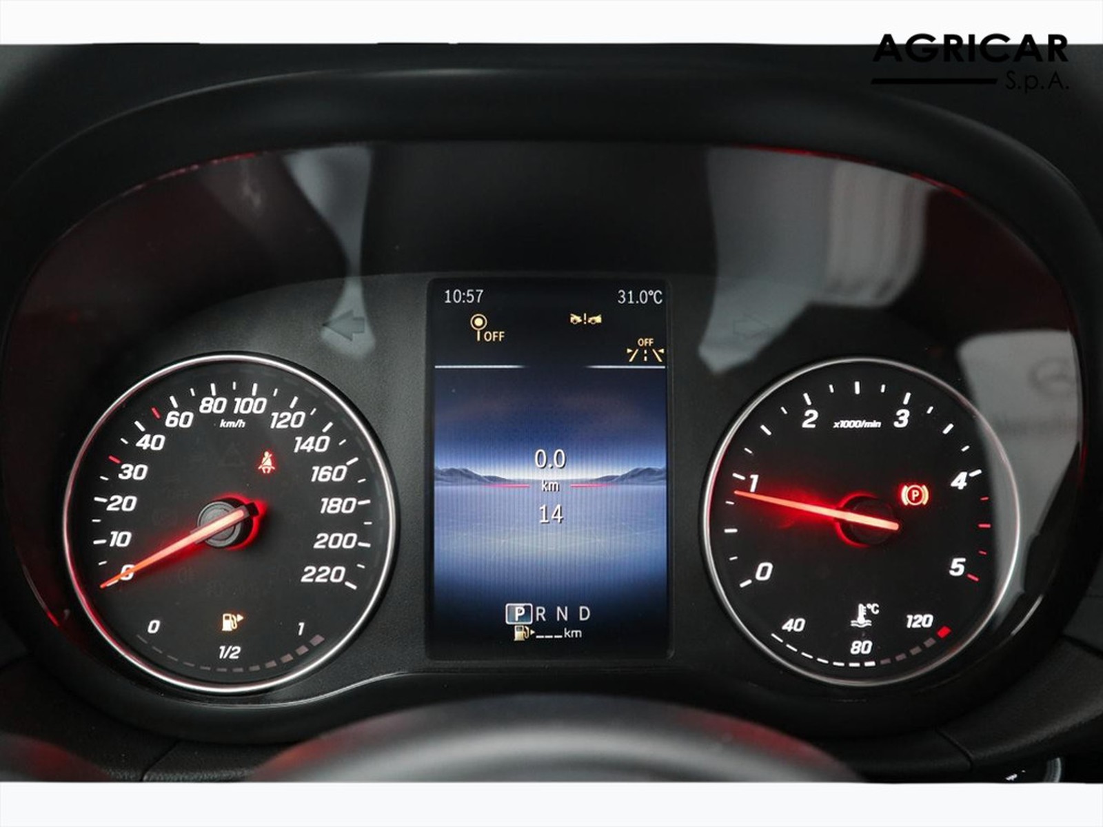 9 - Mercedes Vans Classe T long 180 d progressive 7g-dct