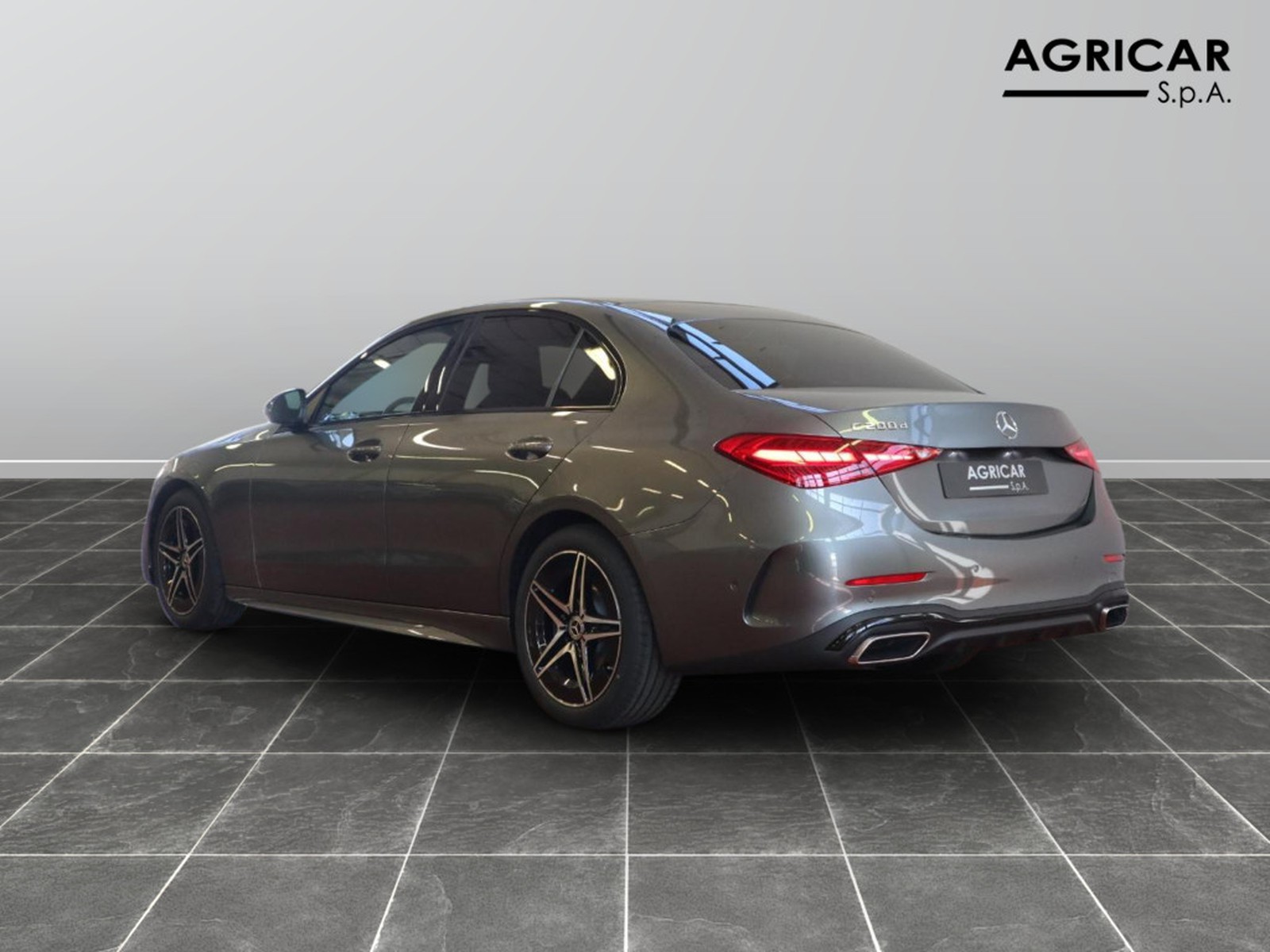 5 - Mercedes Classe C berlina 200 d mild hybrid amg line advanced 9g-tronic