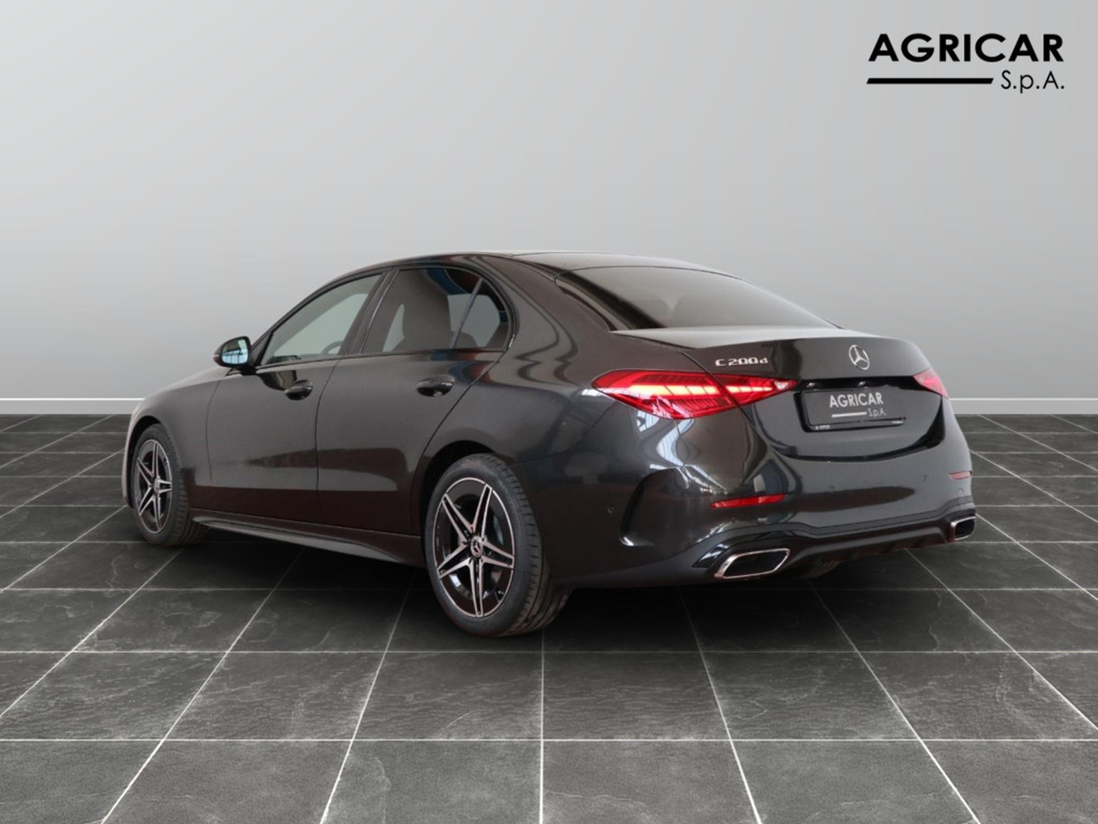 5 - Mercedes Classe C berlina 200 d mild hybrid amg line advanced 9g-tronic