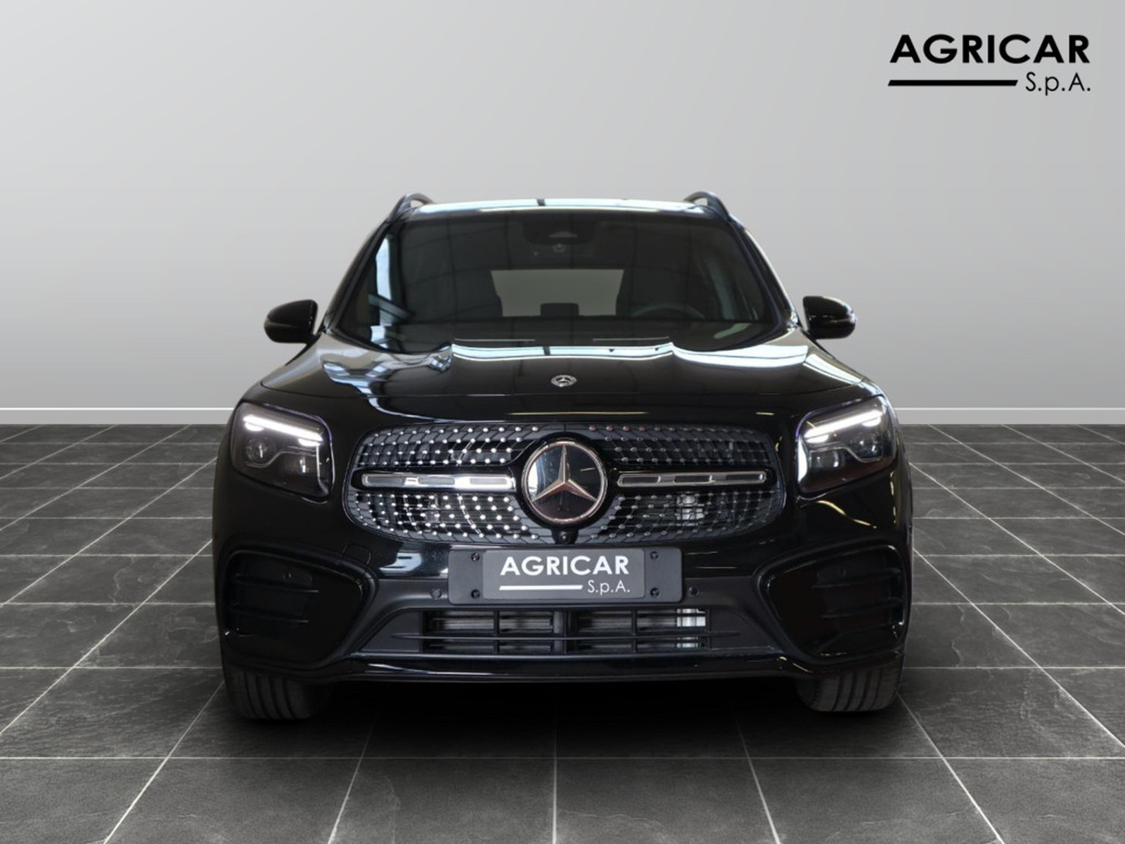 2 - Mercedes GLB 200 d amg line premium 4matic 8g-dct