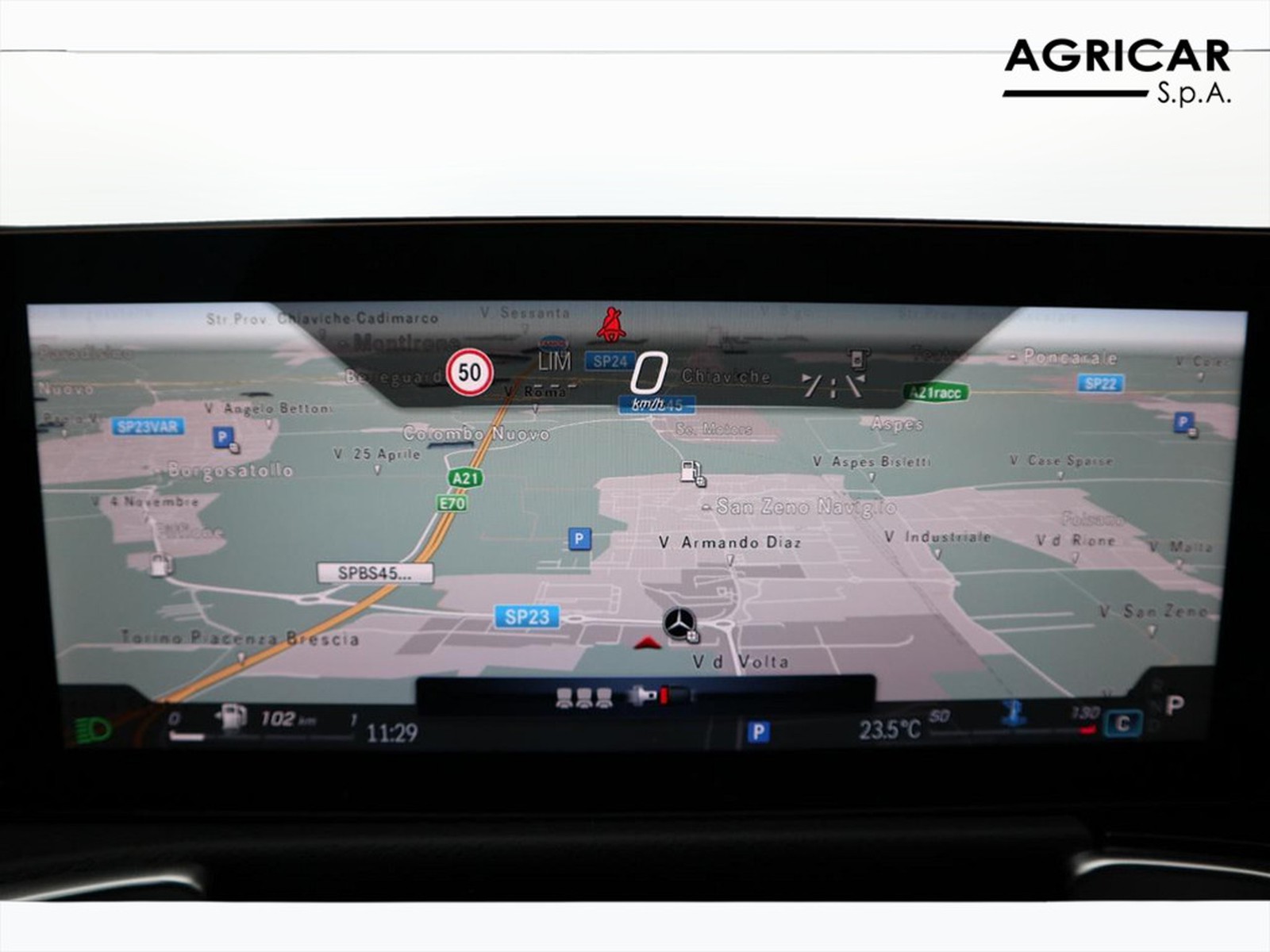 16 - Mercedes GLB 200 d progressive advanced plus 8g-dct