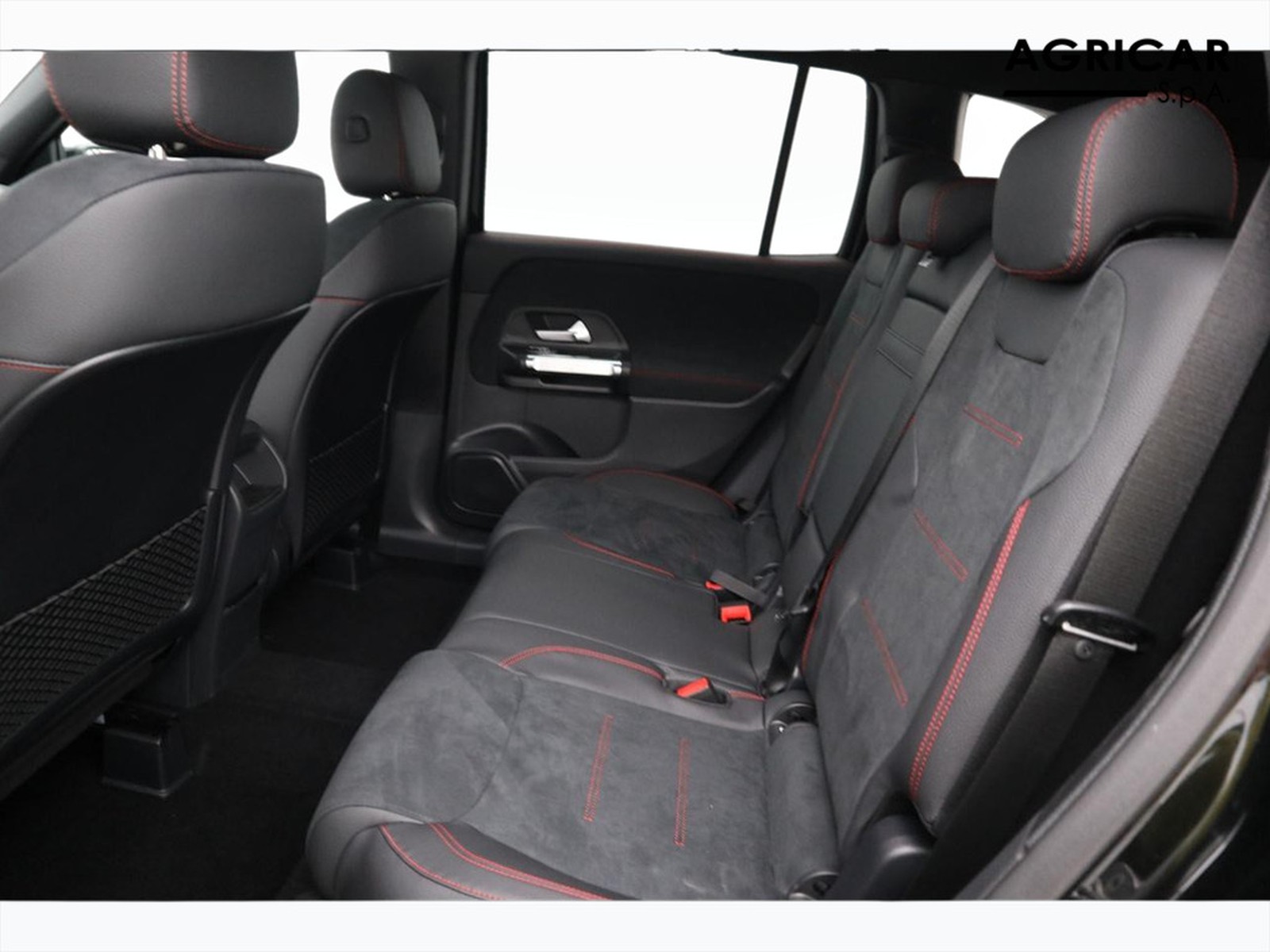 8 - Mercedes GLB 200 d amg line advanced plus 4matic 8g-dct