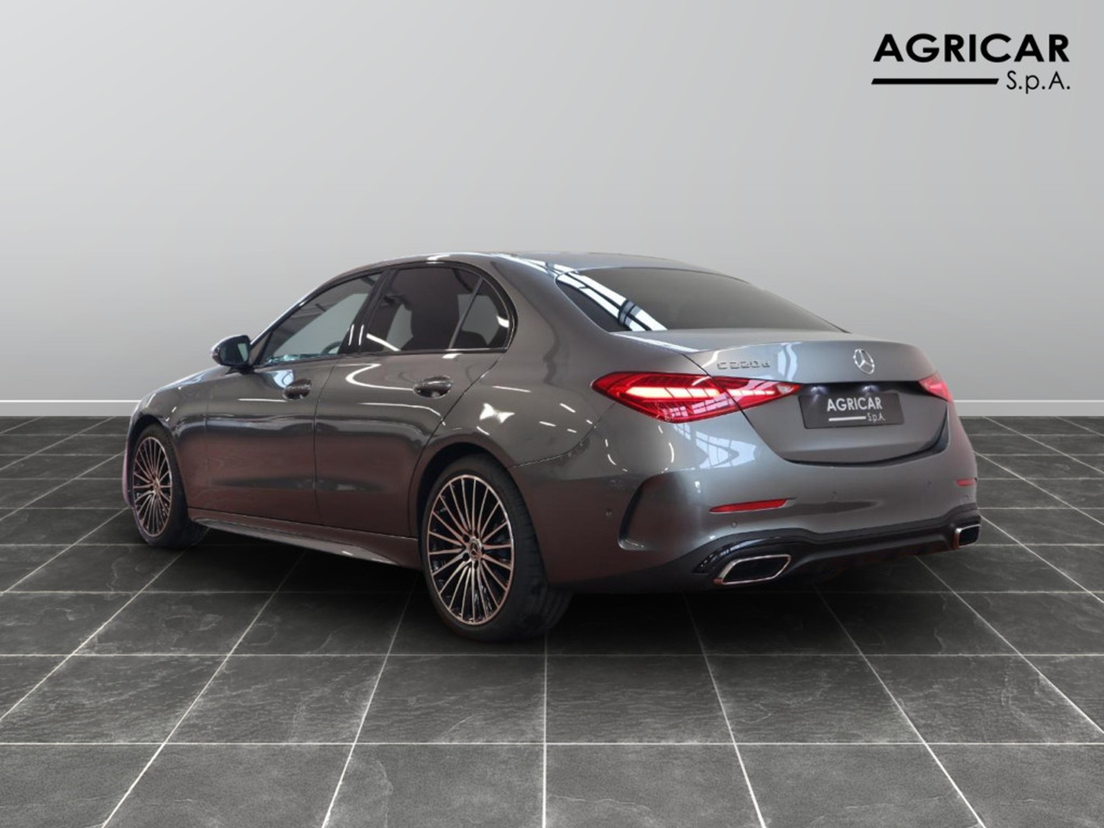 5 - Mercedes Classe C berlina 220 d mild hybrid 200cv amg line advanced 9g-tronic