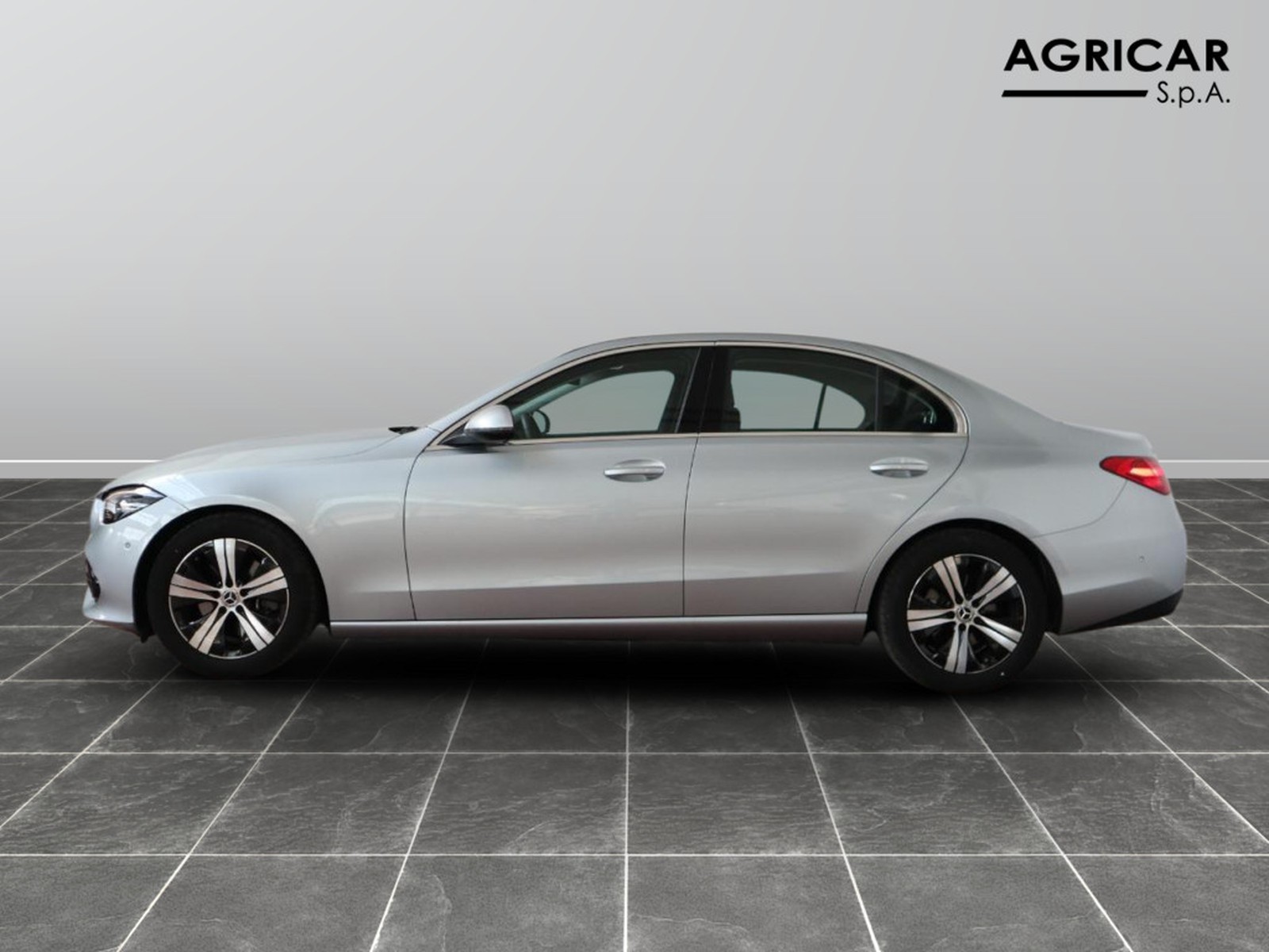 3 - Mercedes Classe C berlina 200 d mild hybrid advanced 9g-tronic