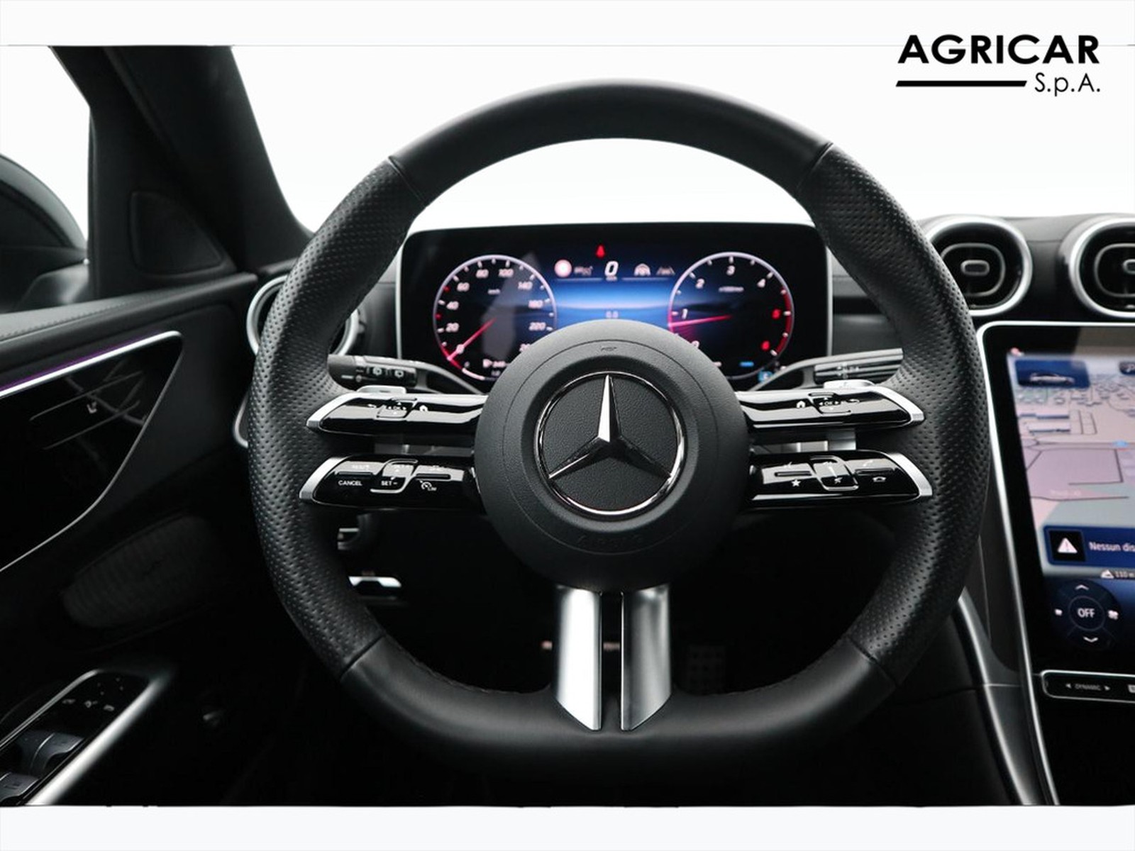 16 - Mercedes Classe C station wagon 200 d mild hybrid amg line advanced 9g-tronic