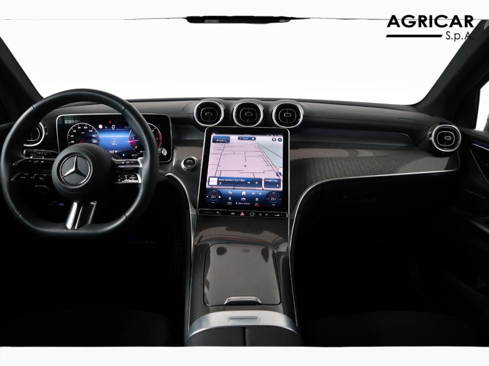 14 - Mercedes GLC suv 220 d amg premium 4matic 9g-tronic