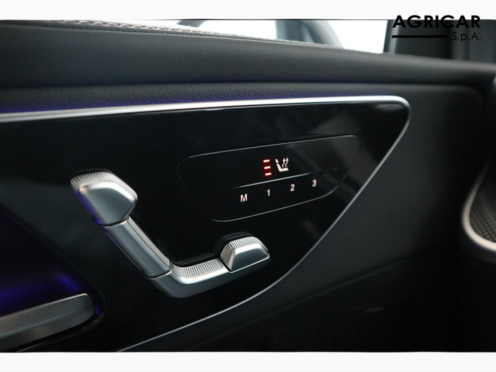 15 - Mercedes GLC suv 220 d amg premium 4matic 9g-tronic