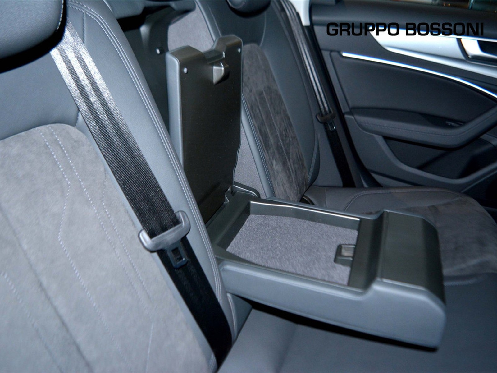 6 - Audi A6 allroad allroad 40 2.0 tdi mhev 12v 204cv evolution quattro s tronic