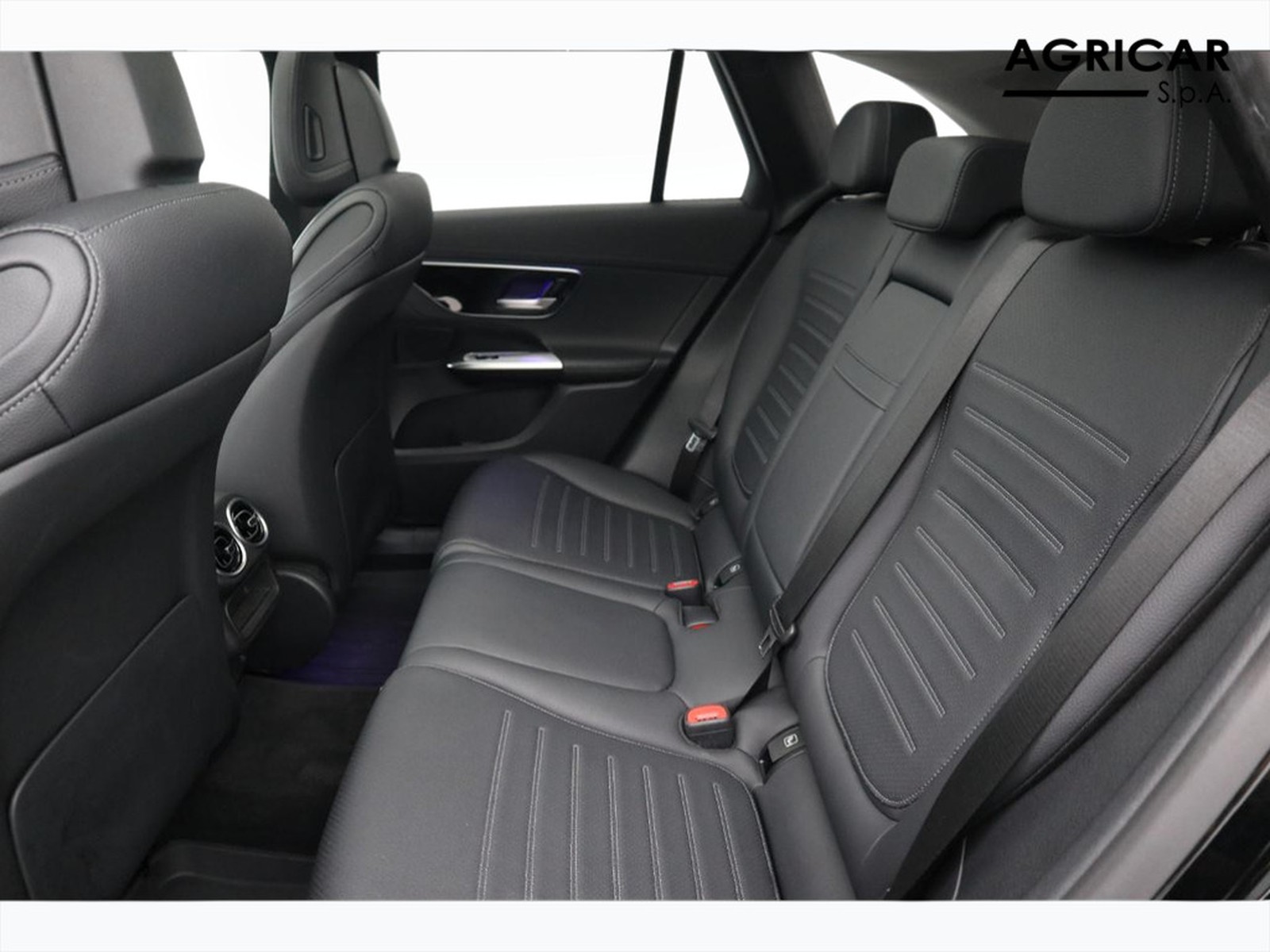 8 - Mercedes GLC suv 220 d amg line advanced 4matic 9g-tronic