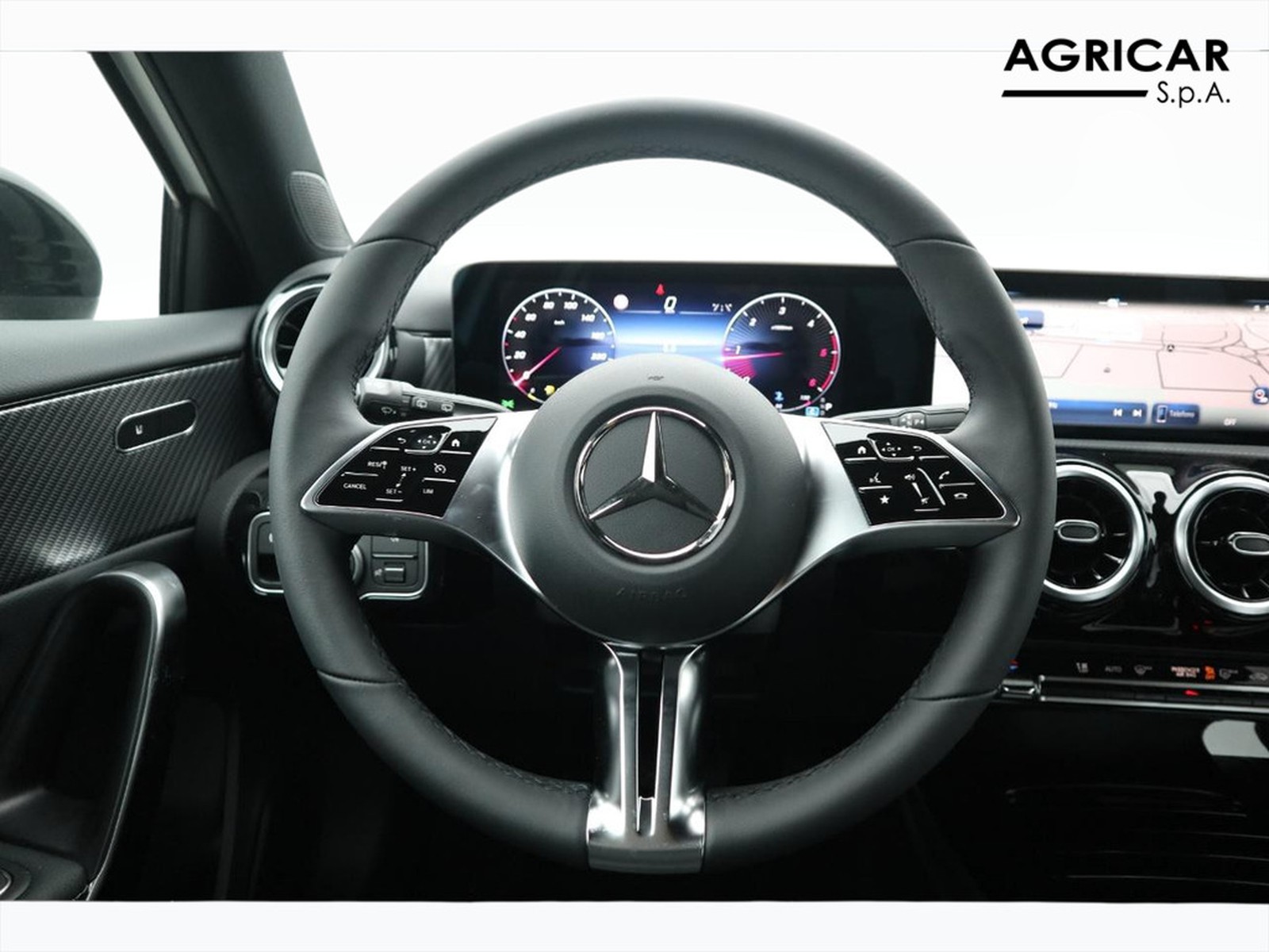 17 - Mercedes Classe A 180 d progressive advanced speedshift dct amg 8g