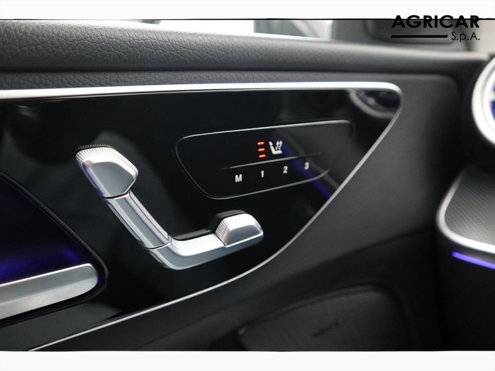 15 - Mercedes Classe C station wagon 220 d mild hybrid sport plus 9g-tronic