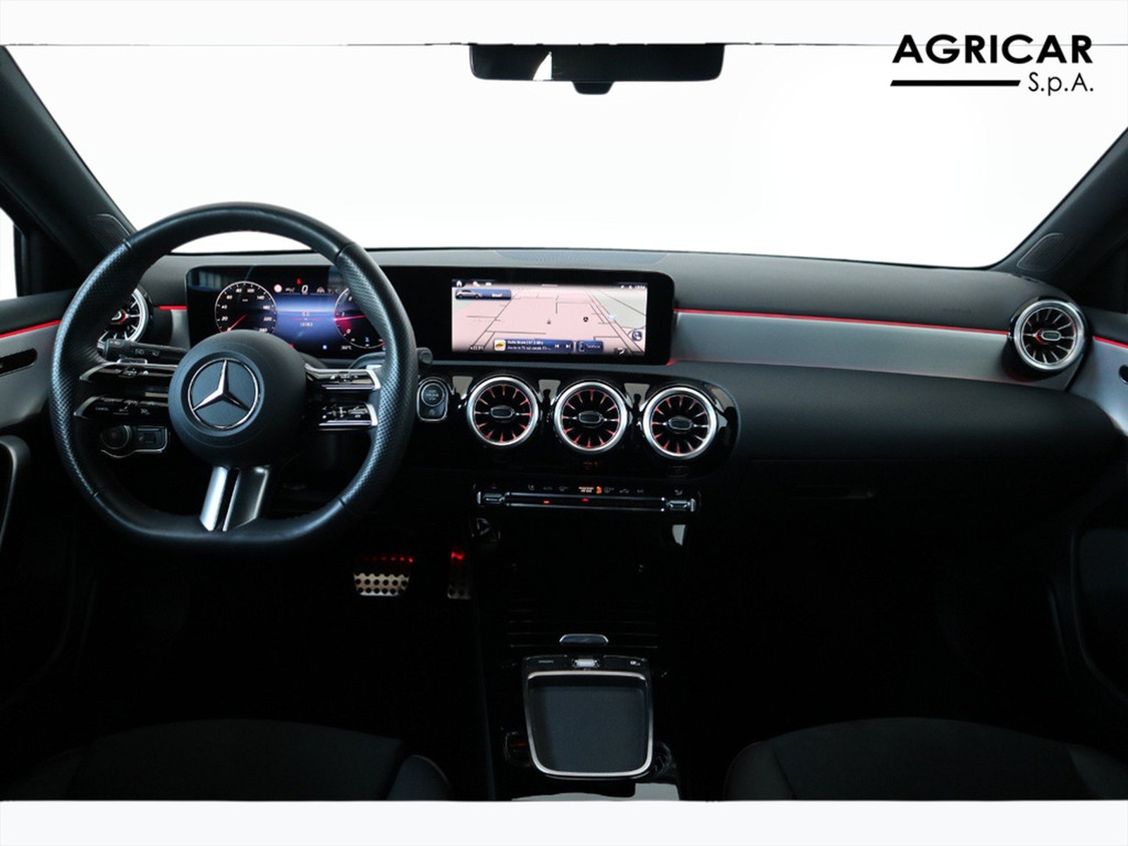 14 - Mercedes Classe A 180 d amg line advanced plus speedshift dct amg 8g