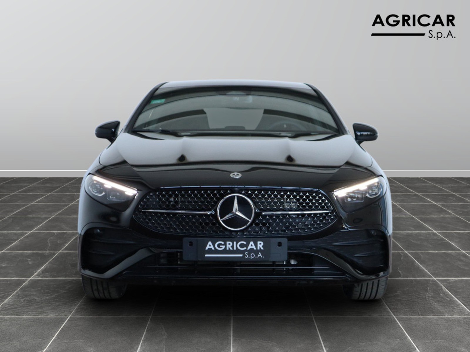 2 - Mercedes Classe A 250 e plug-in-hybrid amg line advanced plus speedshift dct amg 8g