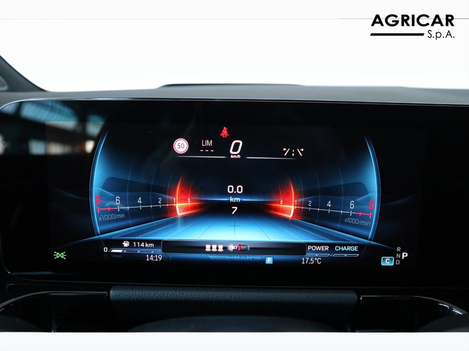 9 - AMG GLA amg 35 premium plus amg 4matic 8g-dct