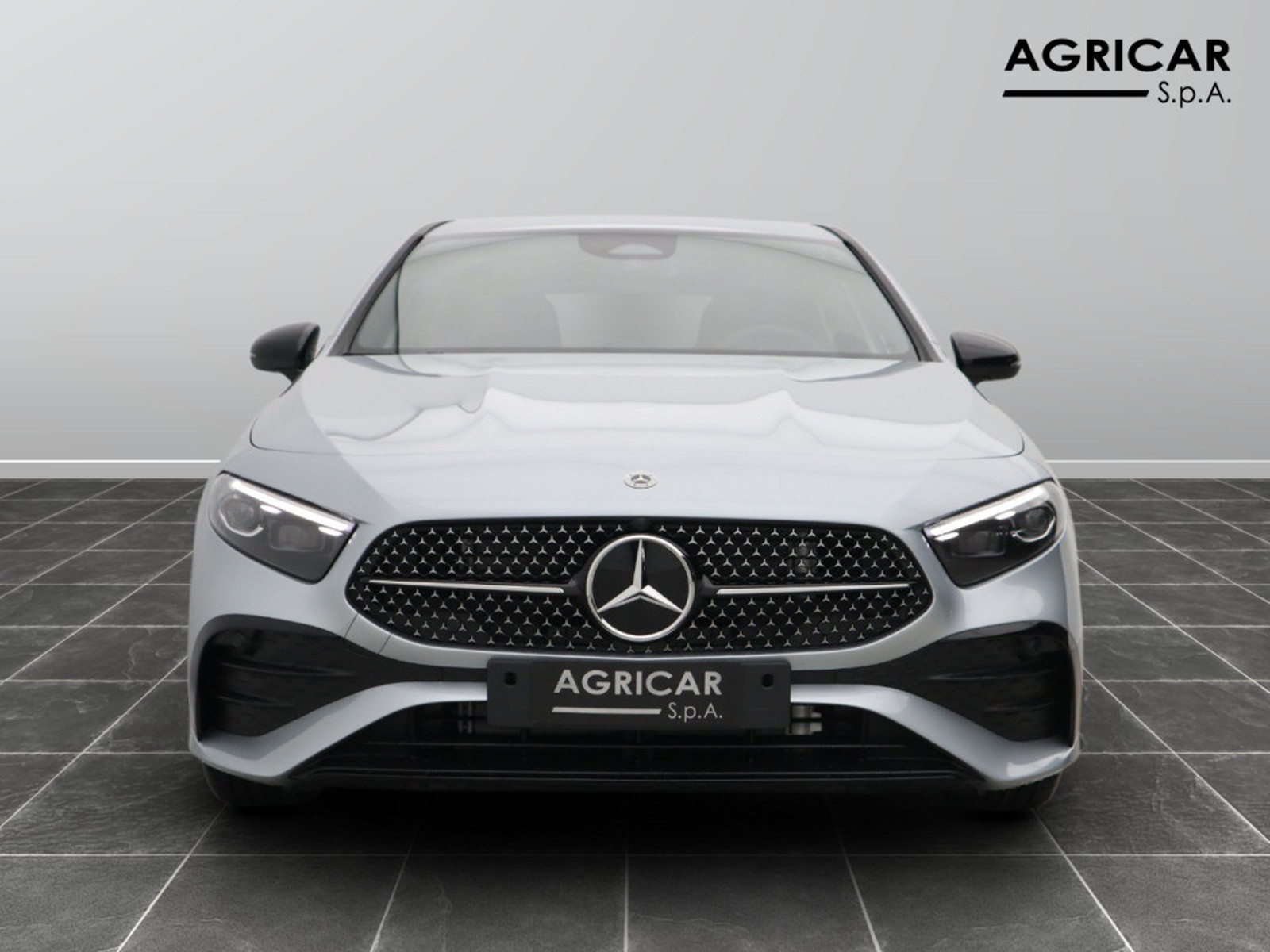 2 - Mercedes Classe A 180 d amg line advanced plus speedshift dct amg 8g