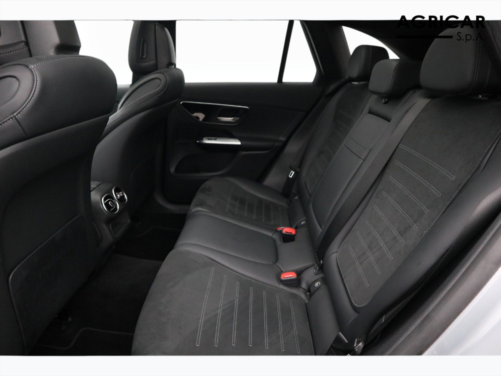 8 - Mercedes GLC suv 220 d amg advanced 4matic 9g-tronic