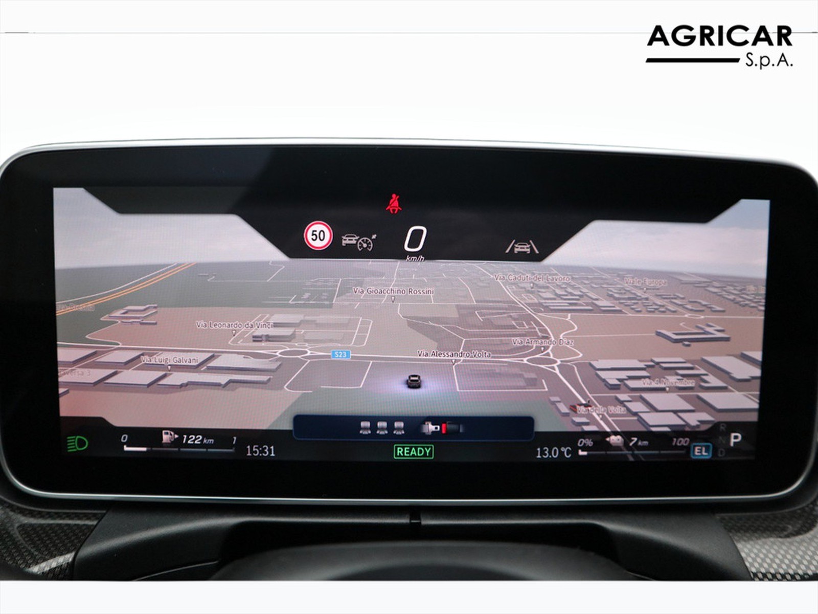 15 - Mercedes Classe C station wagon 300 de plug in hybrid travel edition 4matic 9g-tronic