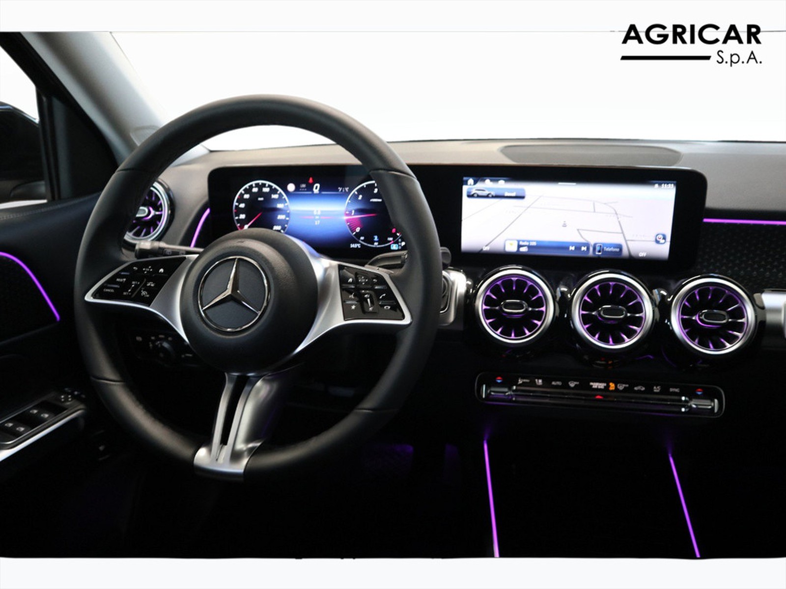 12 - Mercedes GLB 200 d progressive advanced plus 8g-dct