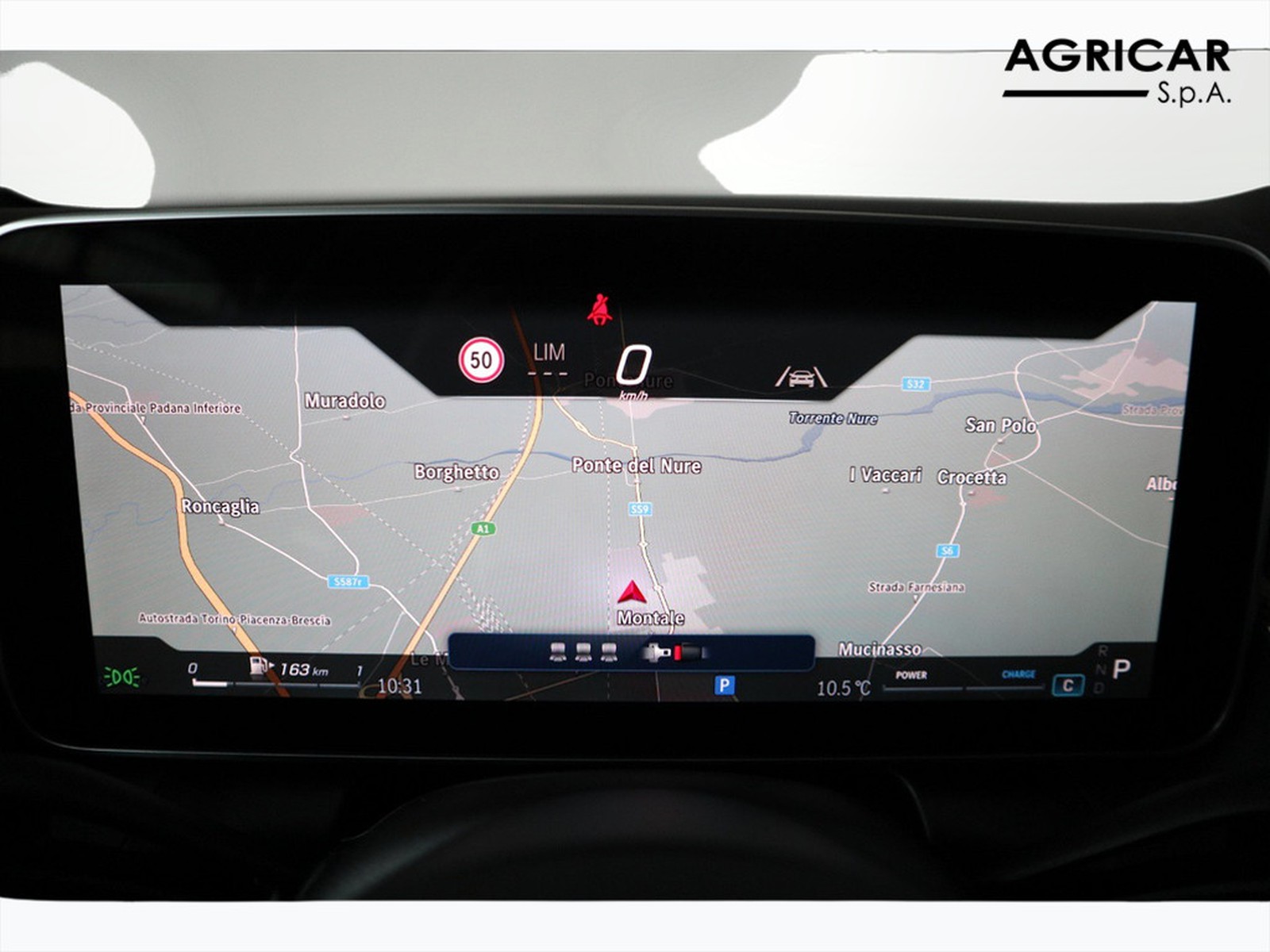 16 - Mercedes GLC coupe 220 d amg line premium 4matic 9g-tronic