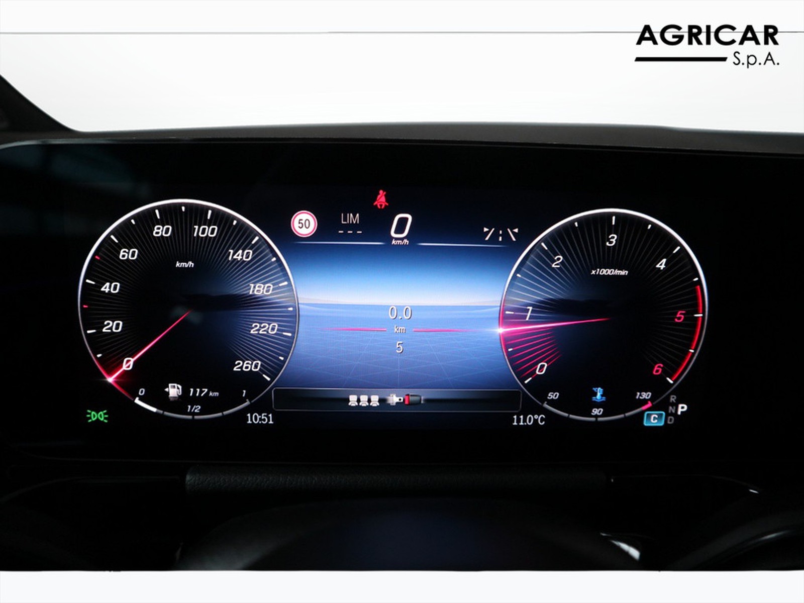 9 - Mercedes GLA 220 d amg line premium 4matic 8g-dct